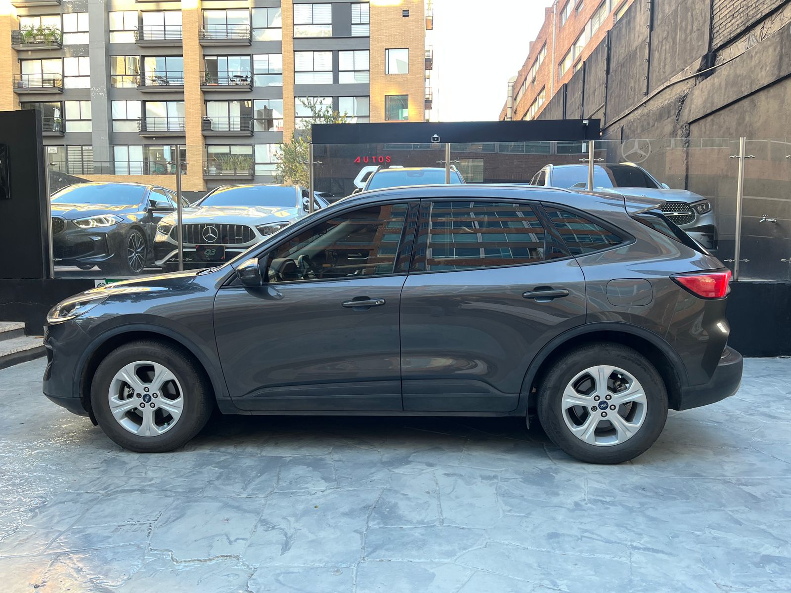 FORD ESCAPE SE 2021