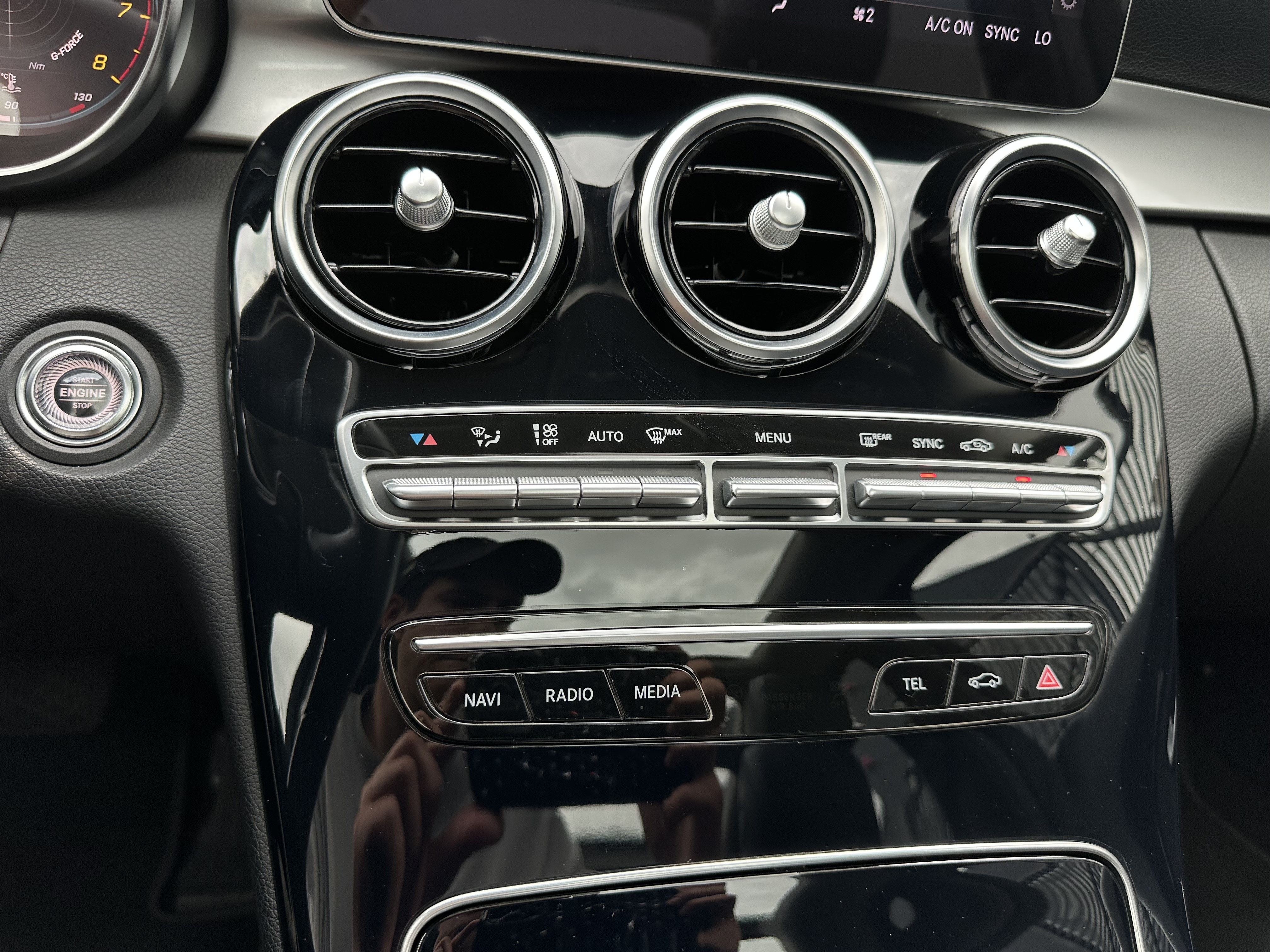 MERCEDES-BENZ C200 SEDAN 2020