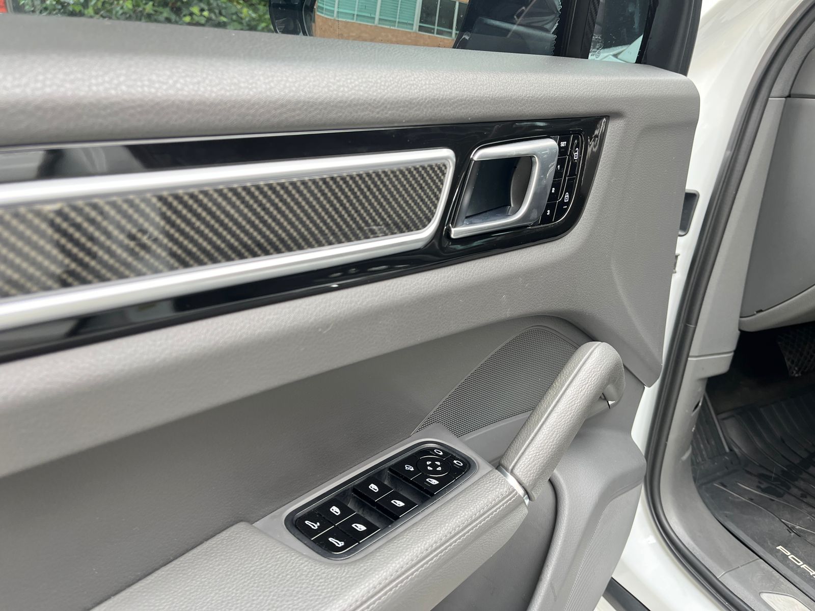 PORSCHE CAYENNE 2020