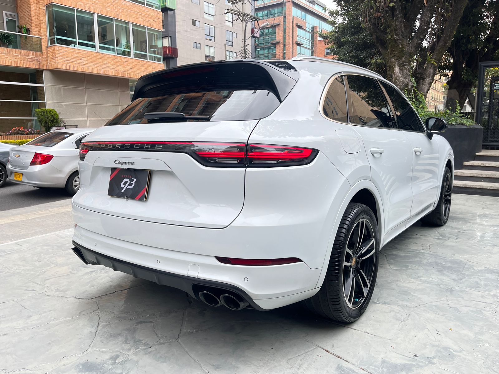 PORSCHE CAYENNE 2020