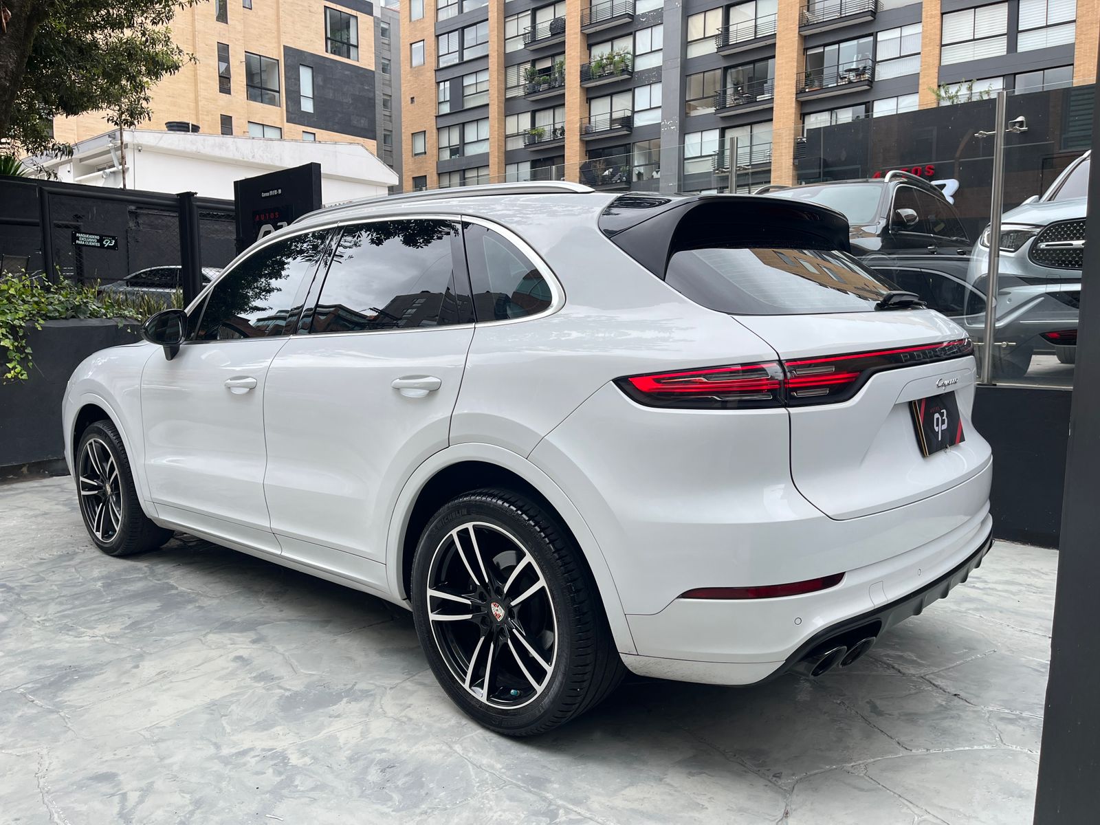PORSCHE CAYENNE 2020