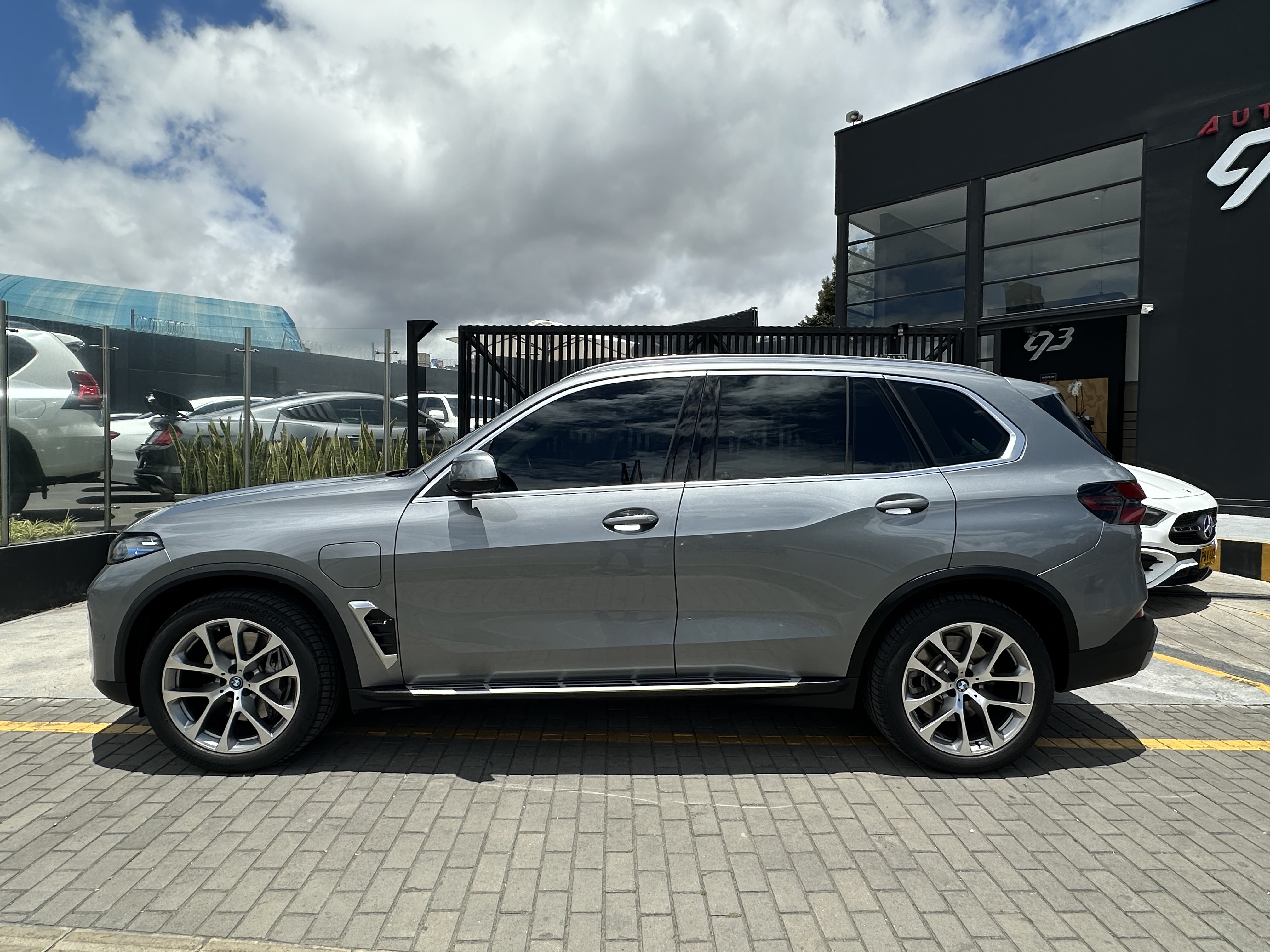 BMW X5 XDRIVE50E 2024
