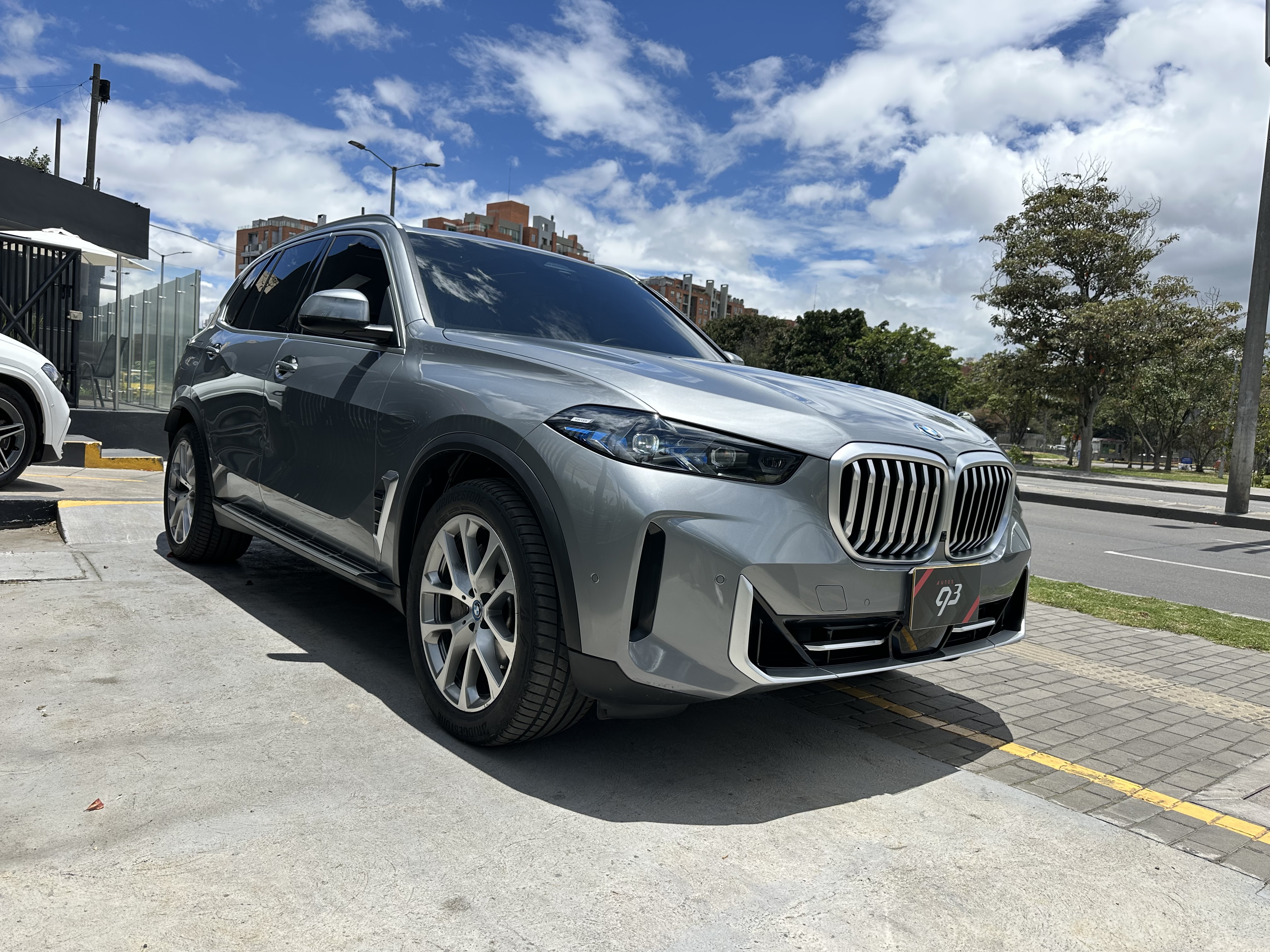 BMW X5 XDRIVE50E 2024