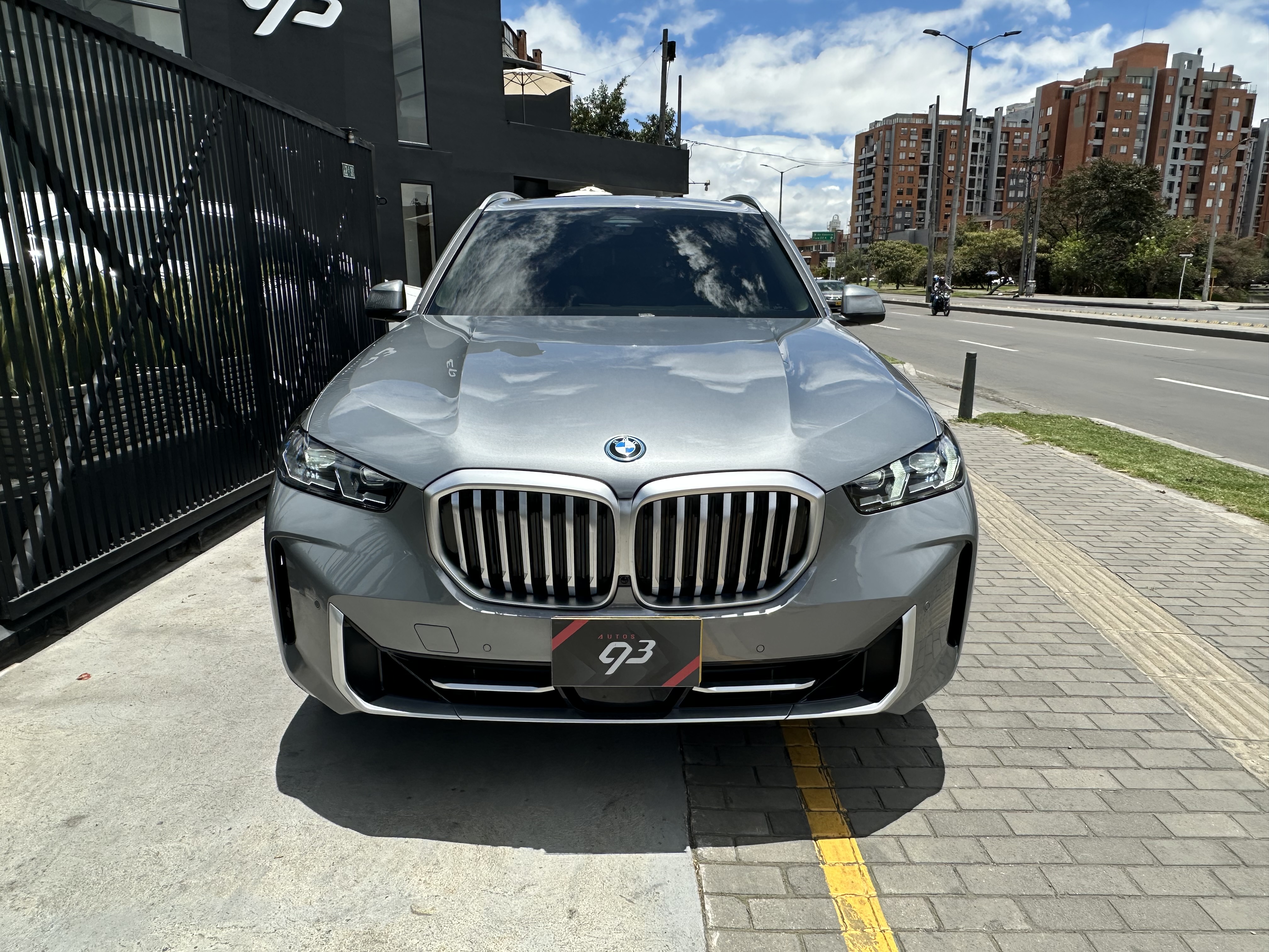 BMW X5 XDRIVE50E 2024