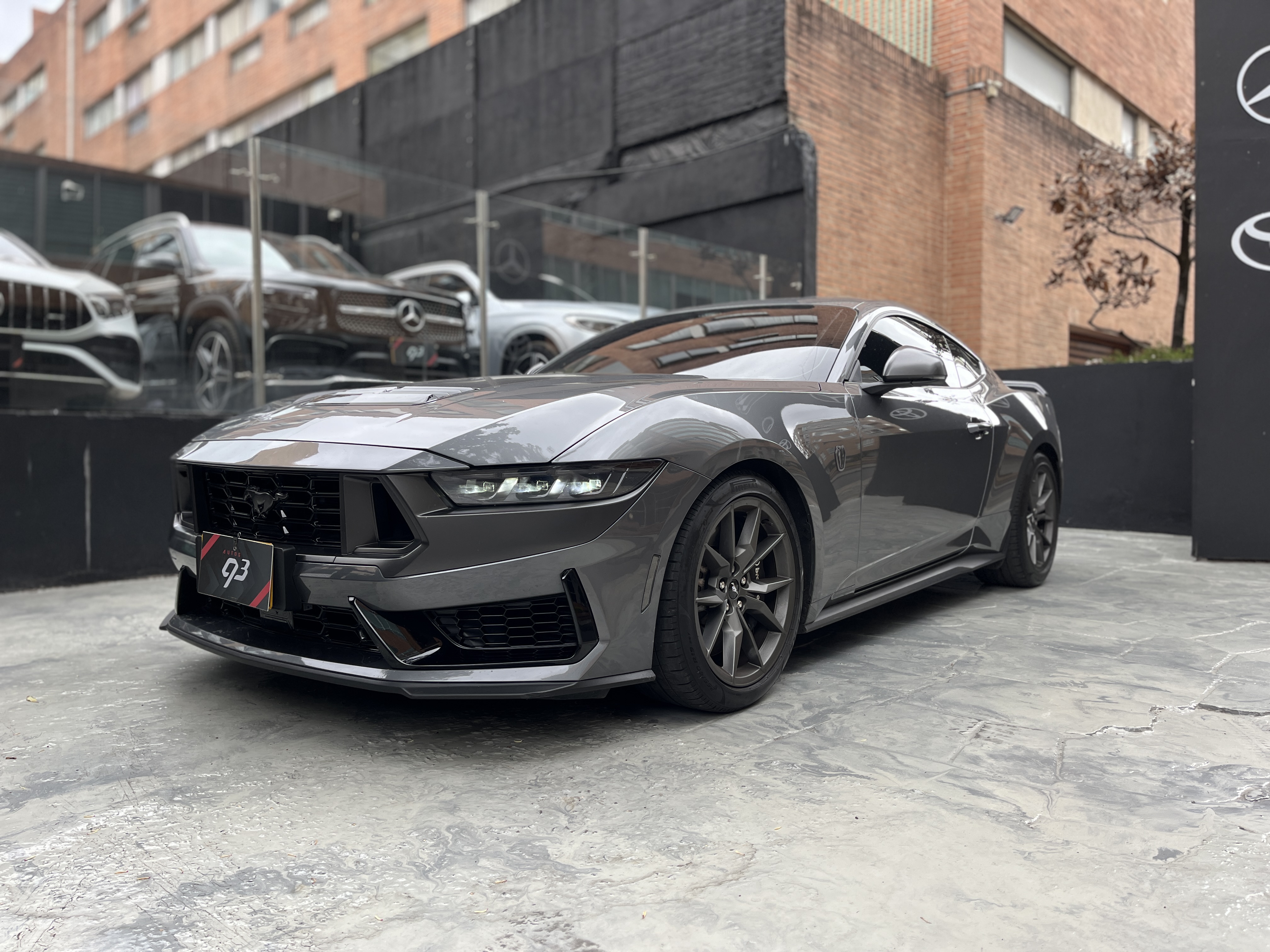 FORD MUSTANG DARK HORSE 2025
