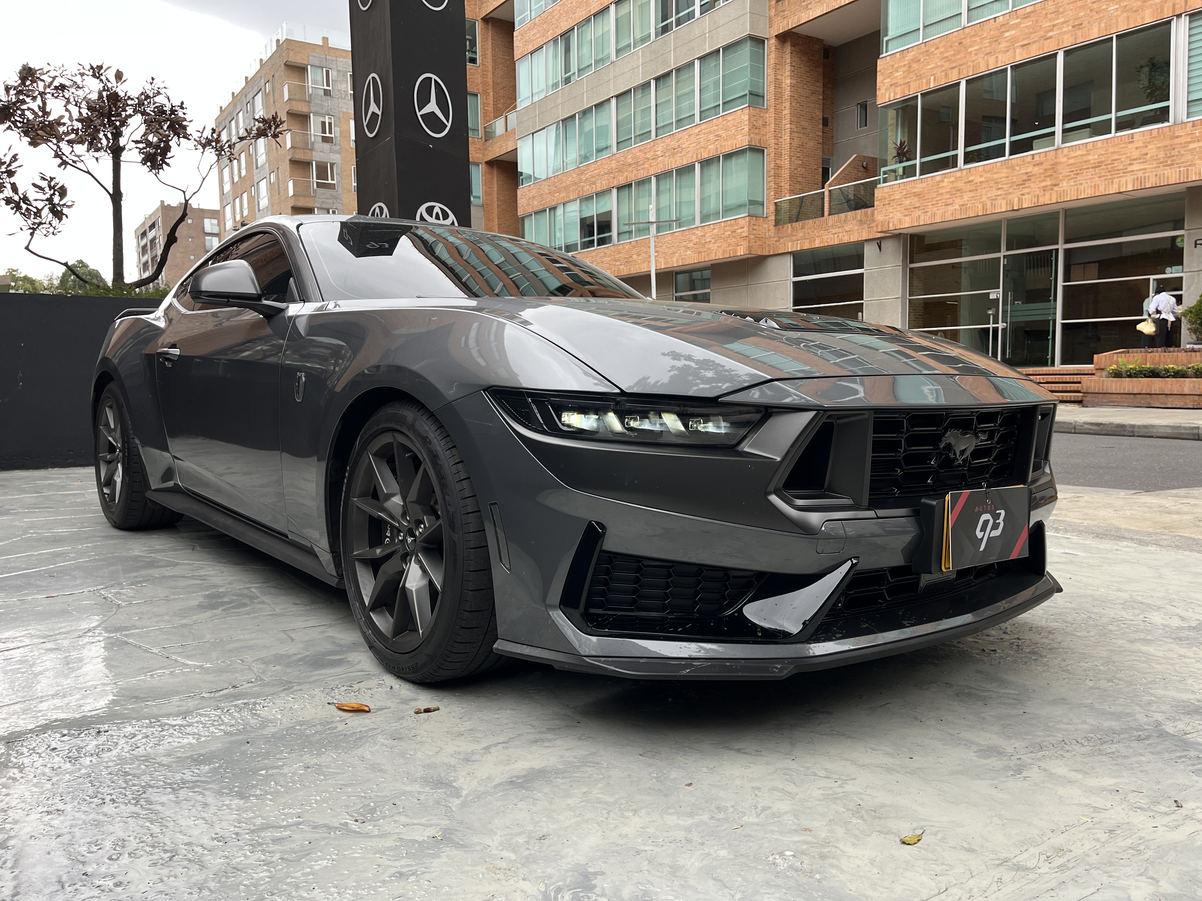 FORD MUSTANG DARK HORSE 2025