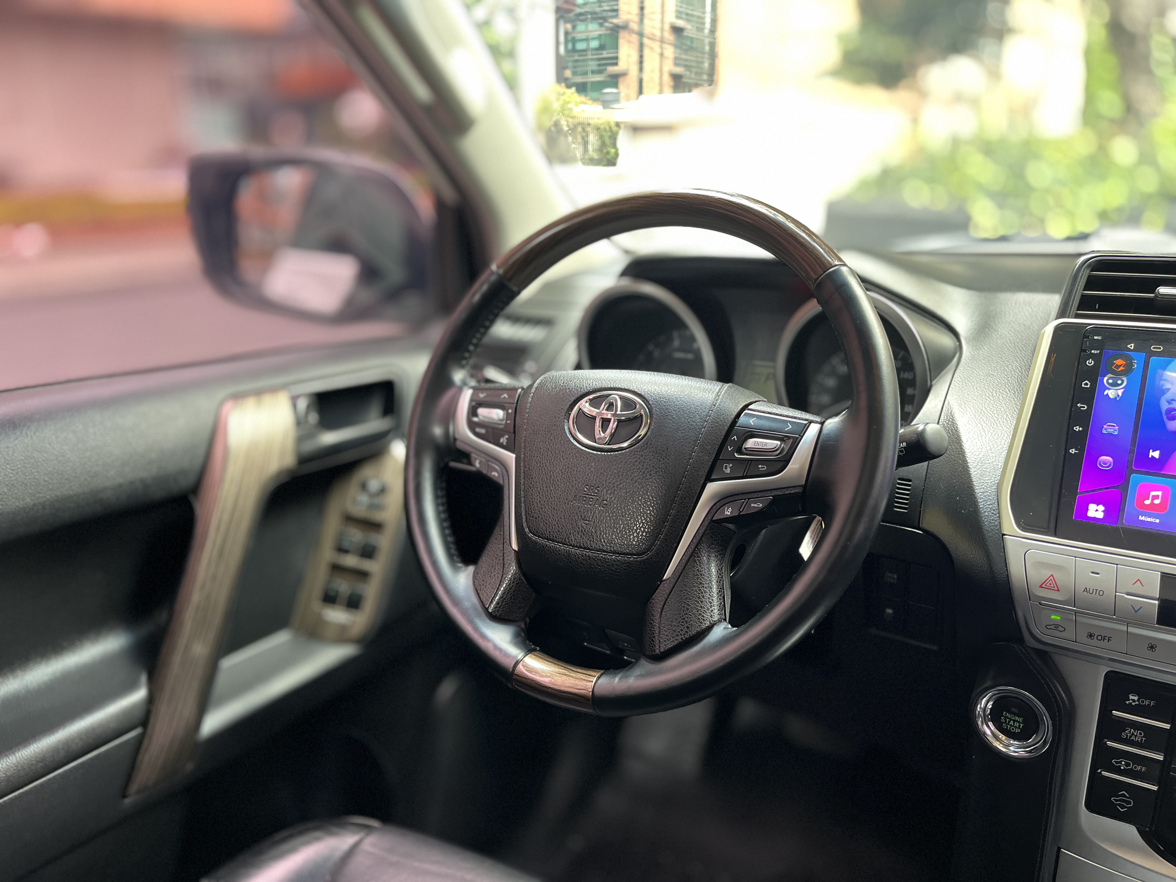 TOYOTA PRADO TX 2014