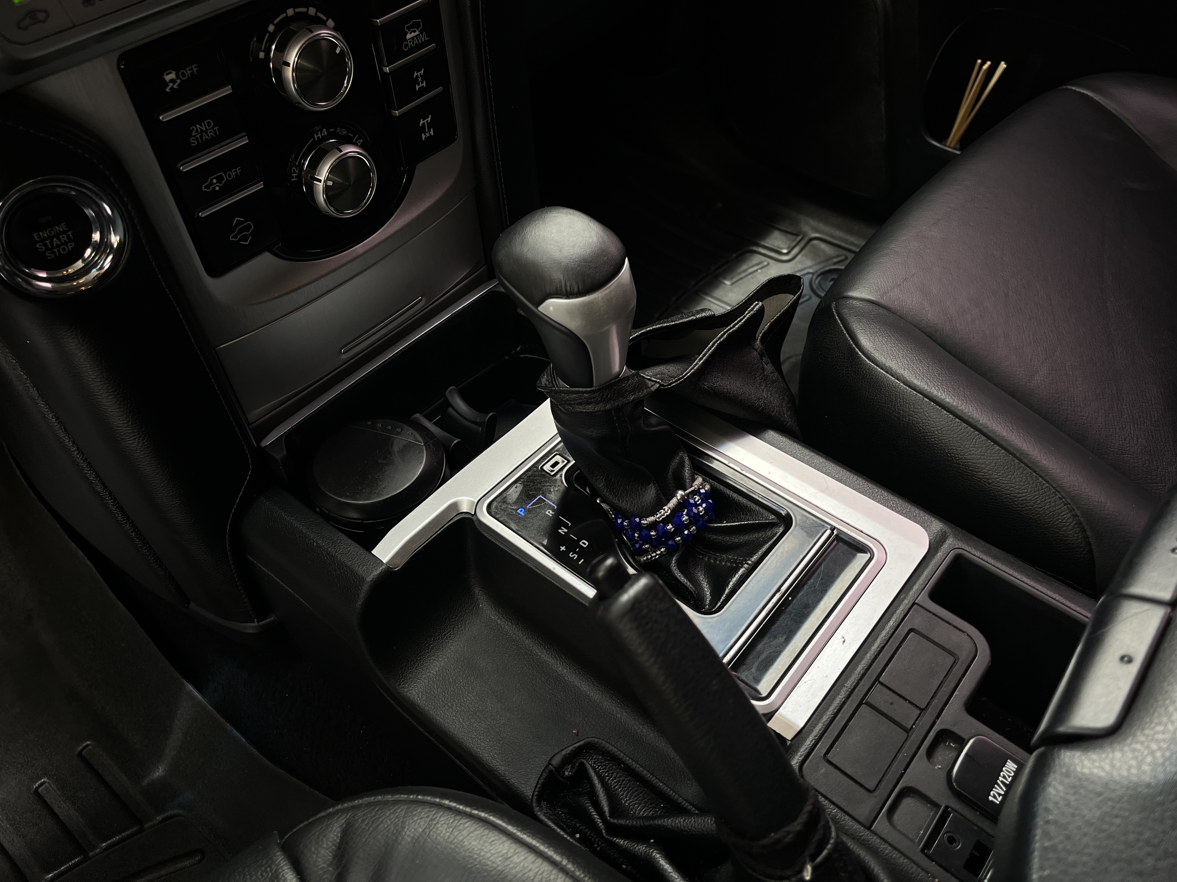 TOYOTA PRADO TX 2014