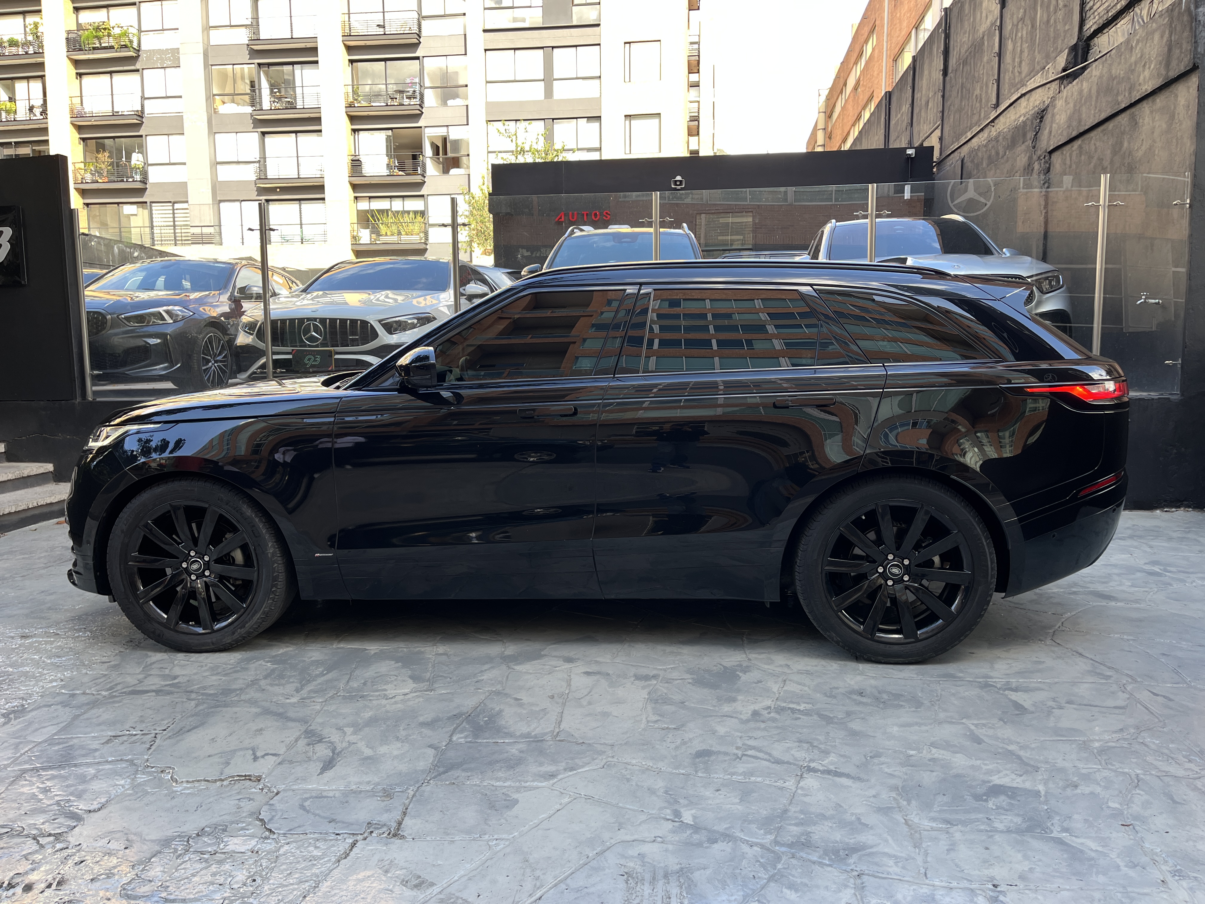 LAND ROVER VELAR 2020