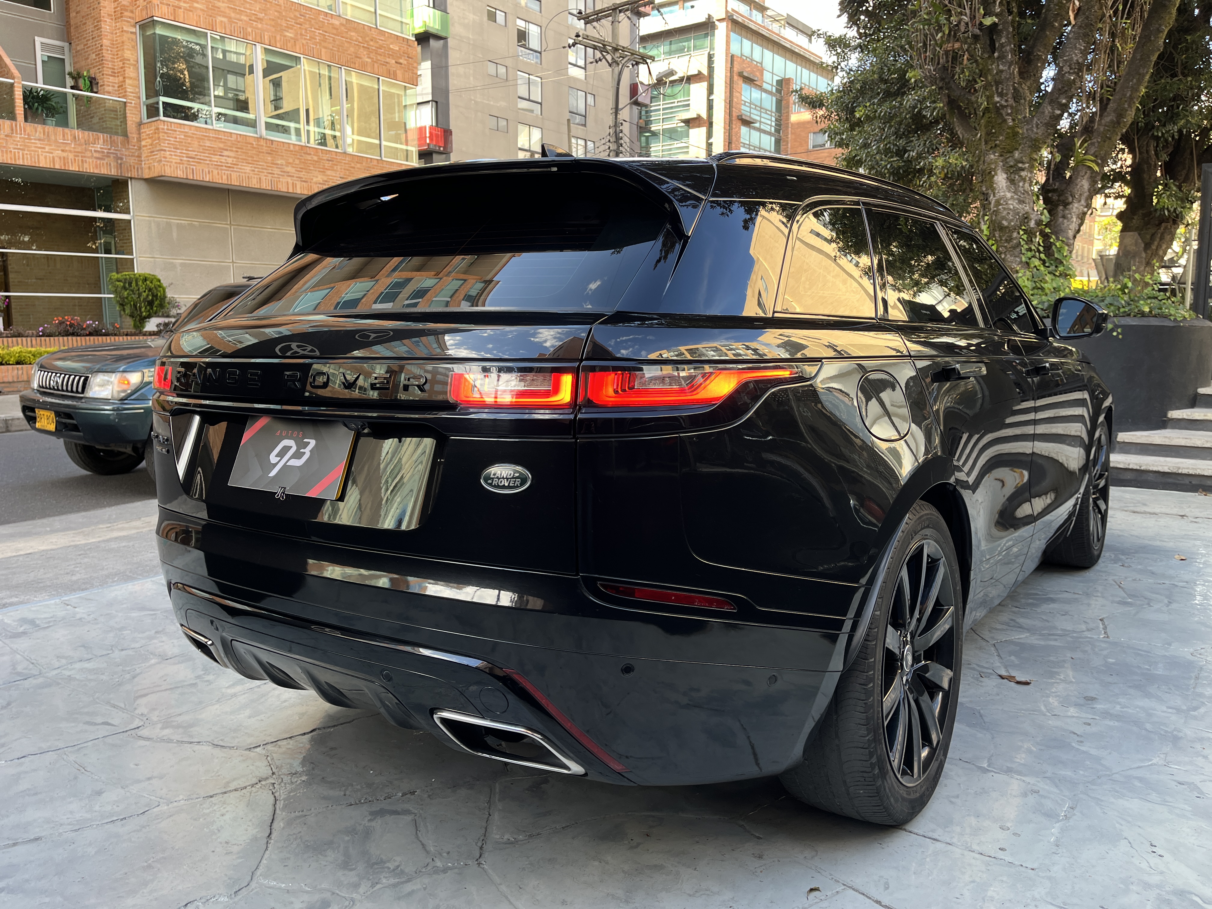 LAND ROVER VELAR 2020