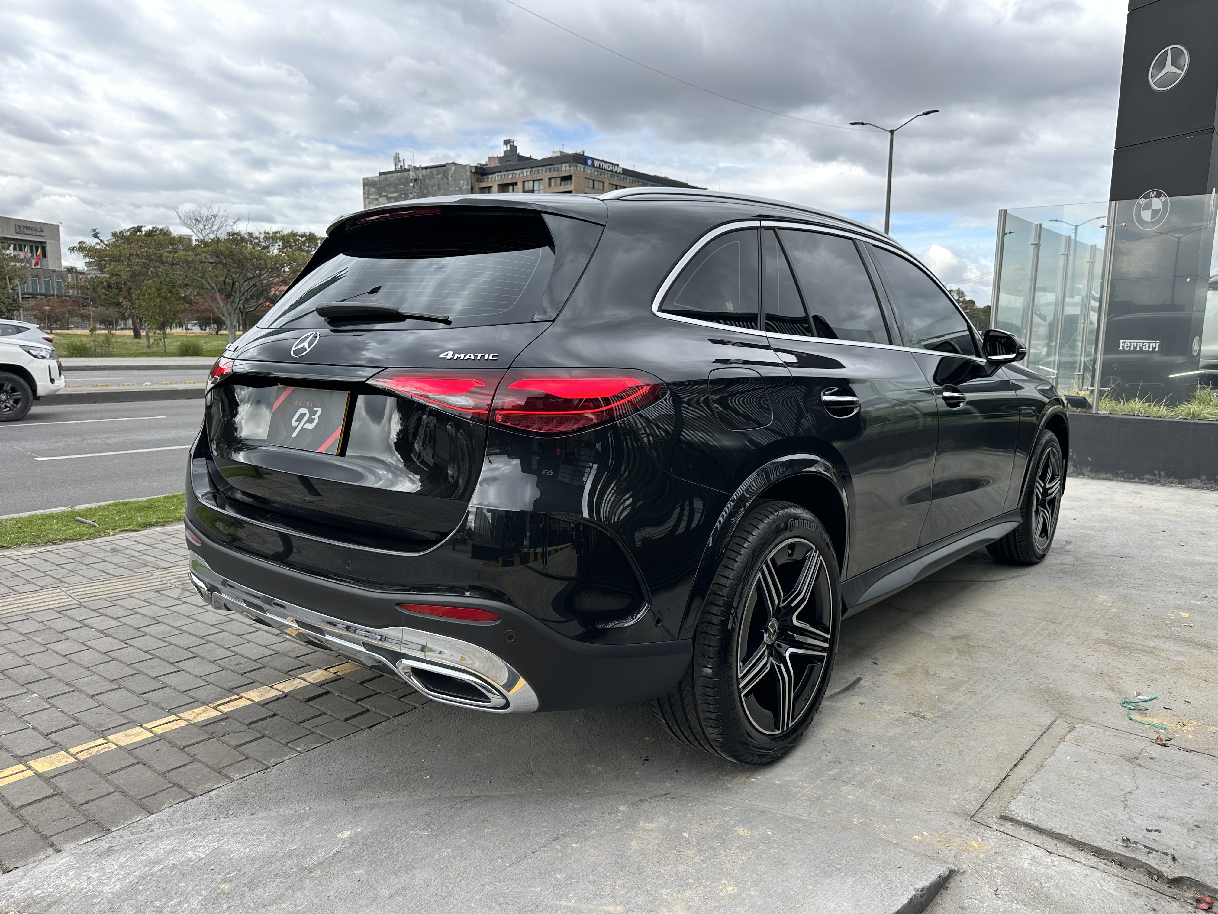MERCEDES-BENZ GLC300 4MATIC 2026