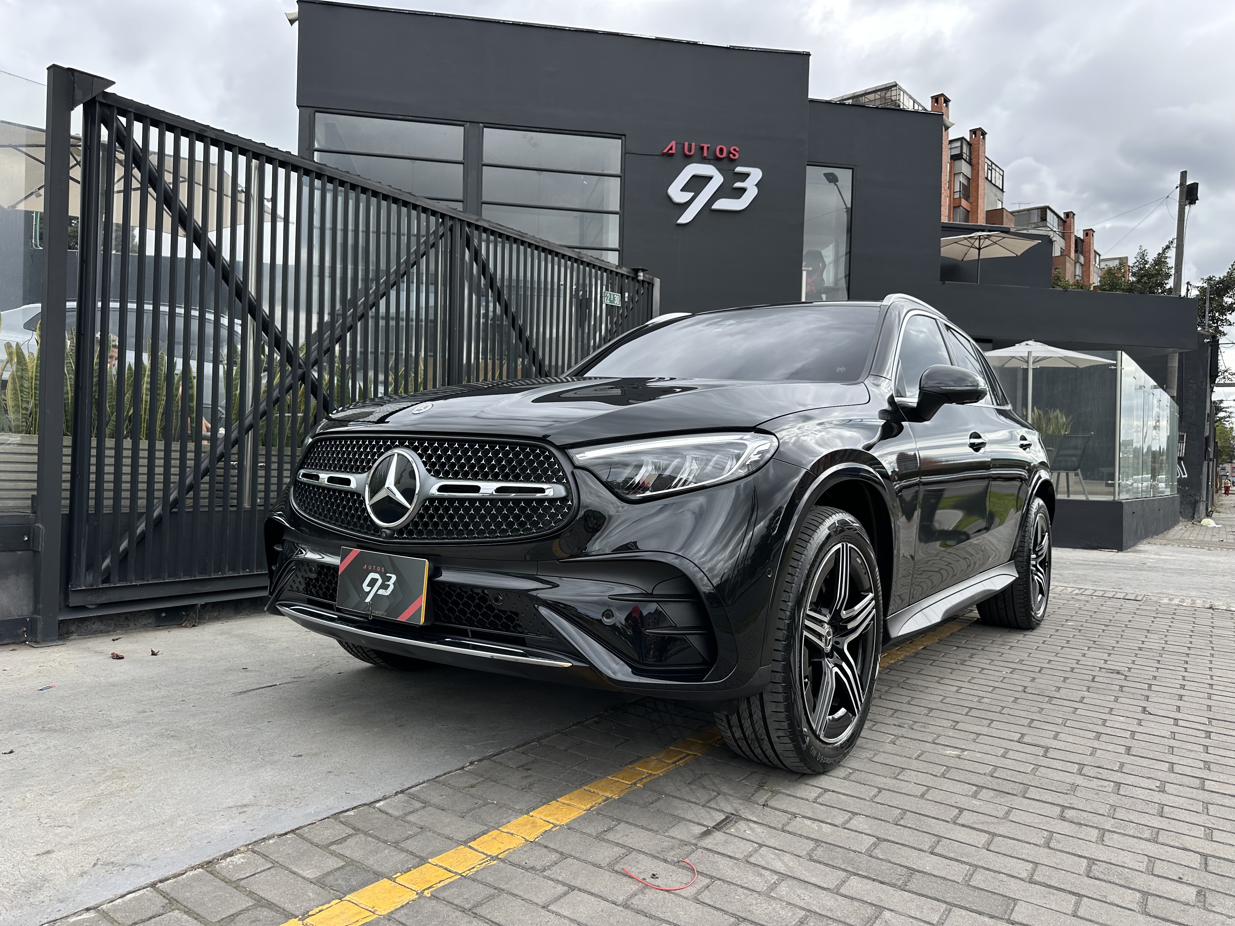 MERCEDES-BENZ GLC300 4MATIC 2026