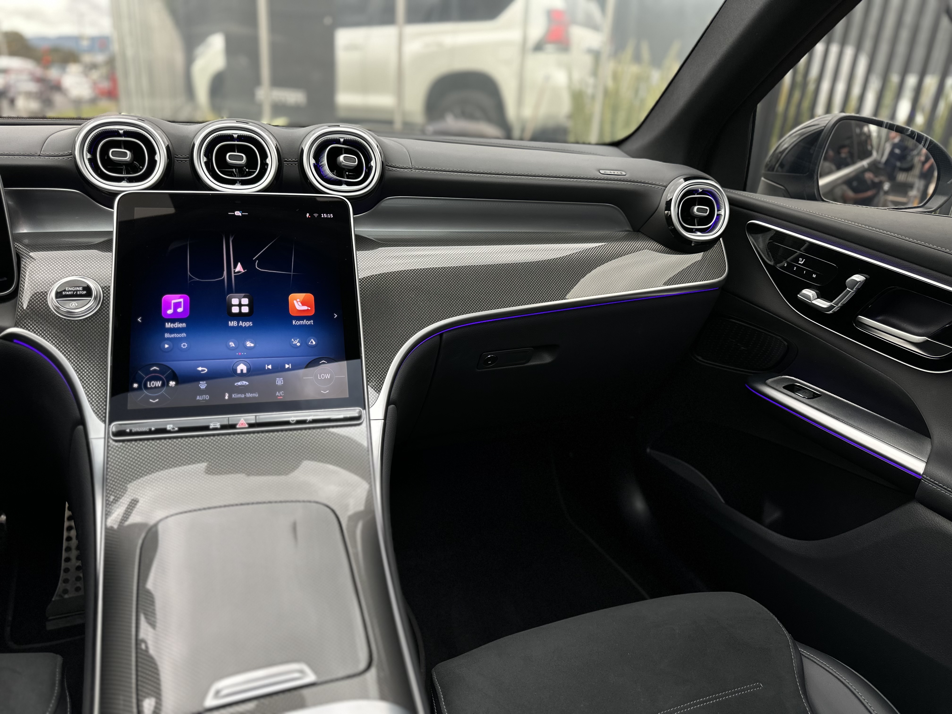 MERCEDES-BENZ GLC300 4MATIC 2026