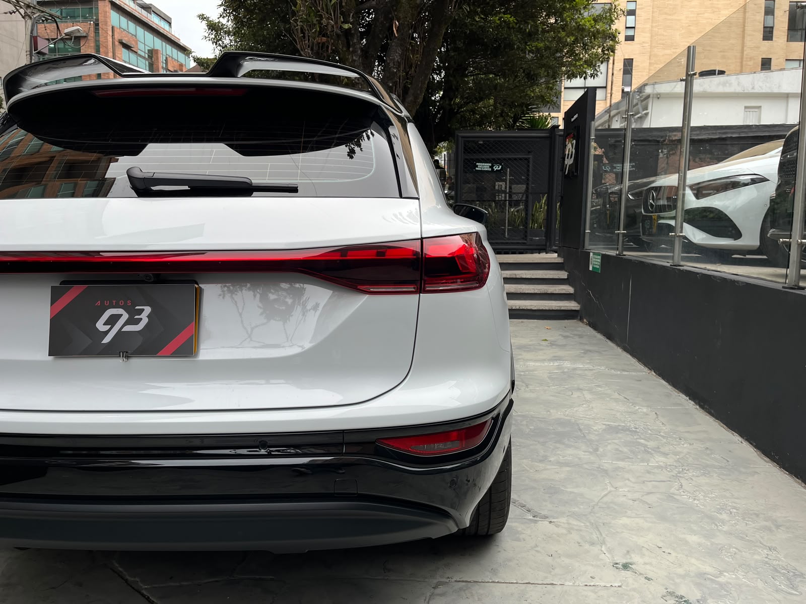 AUDI Q6 E-TRON 2025