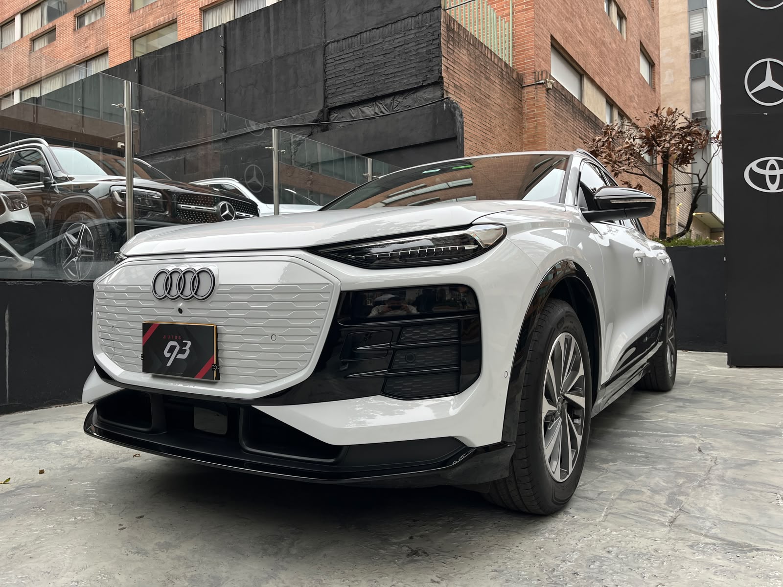 AUDI Q6 E-TRON 2025