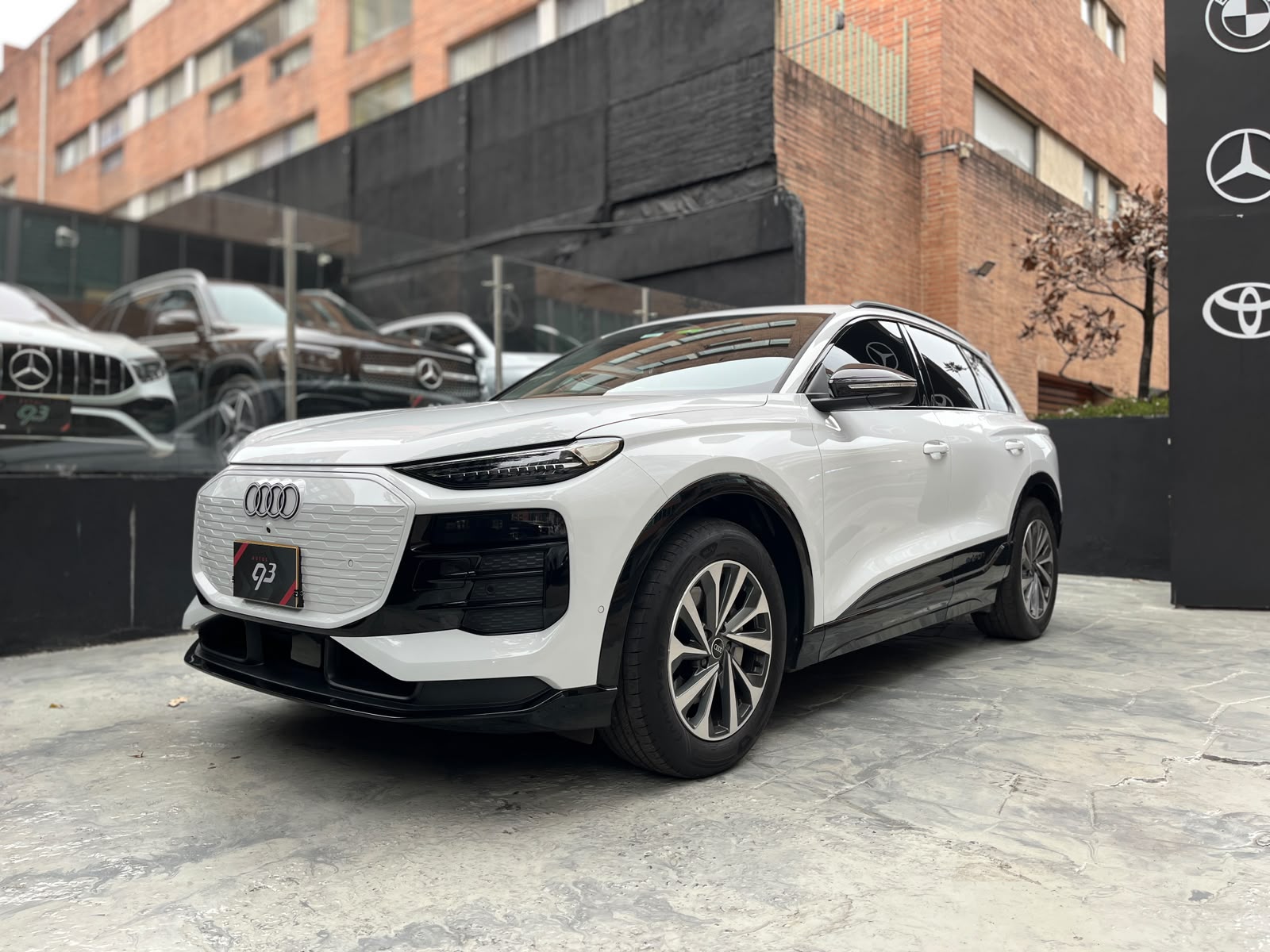 AUDI Q6 E-TRON 2025