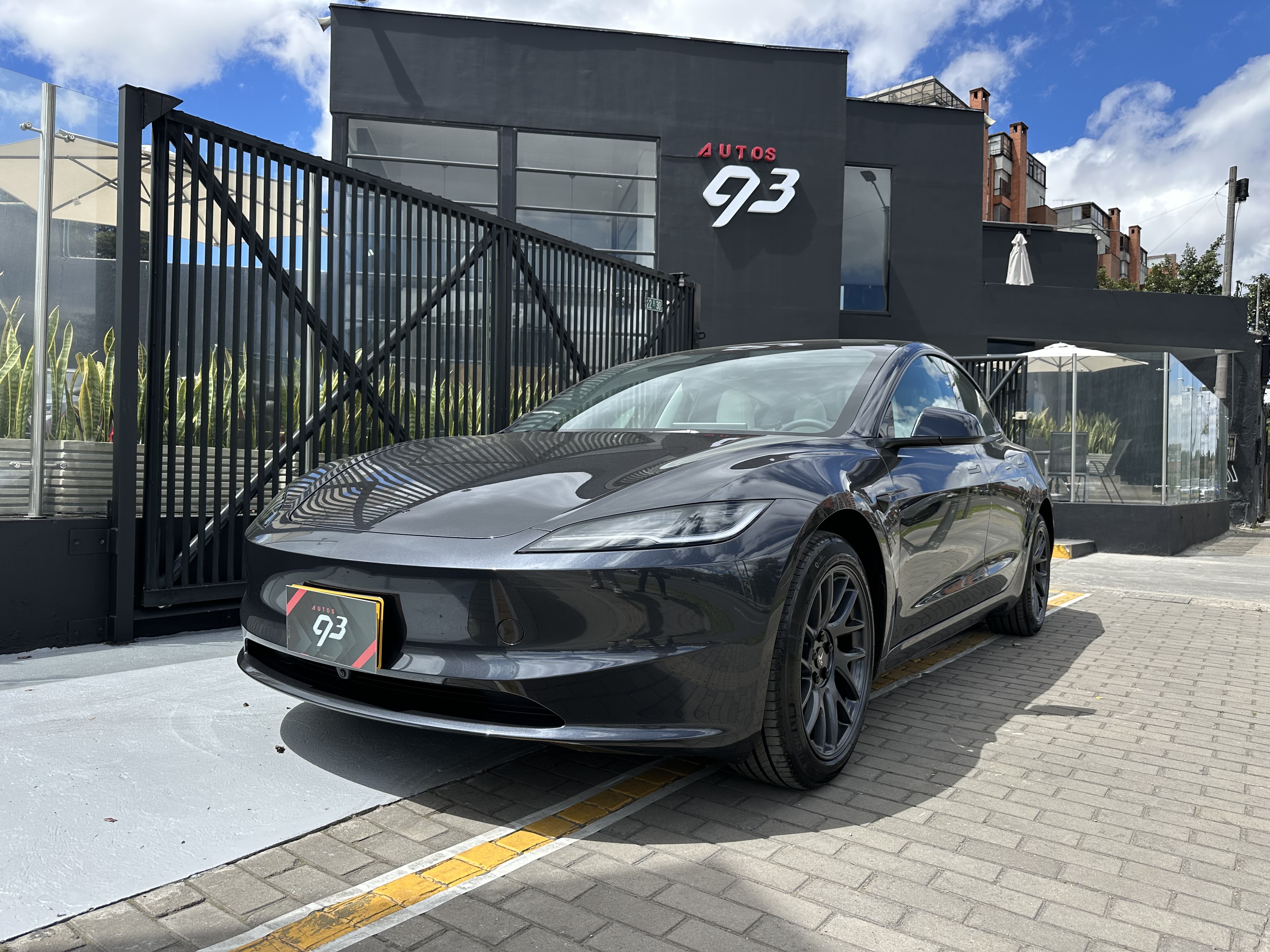 TESLA MODEL 3 2026