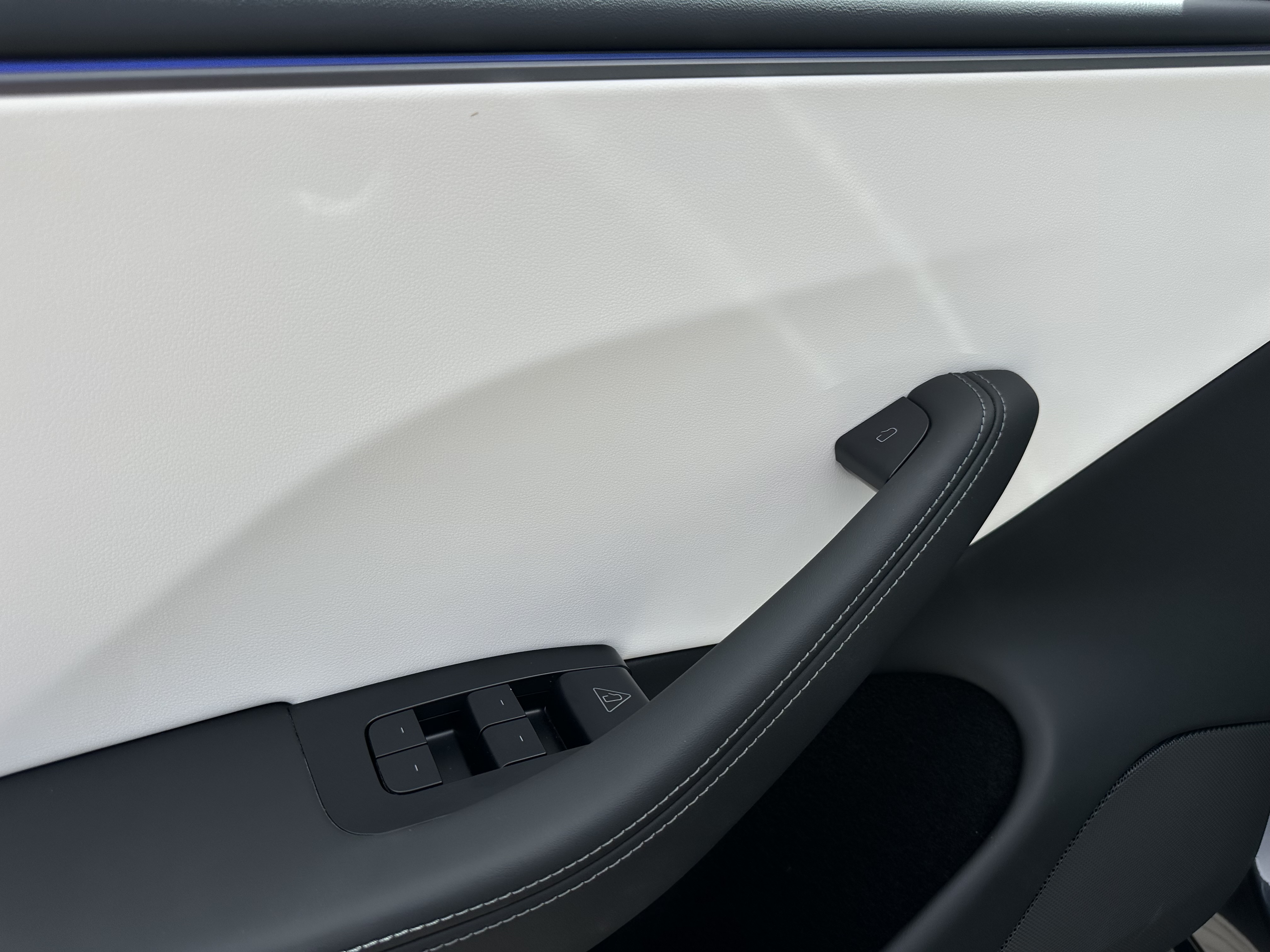 TESLA MODEL 3 2026