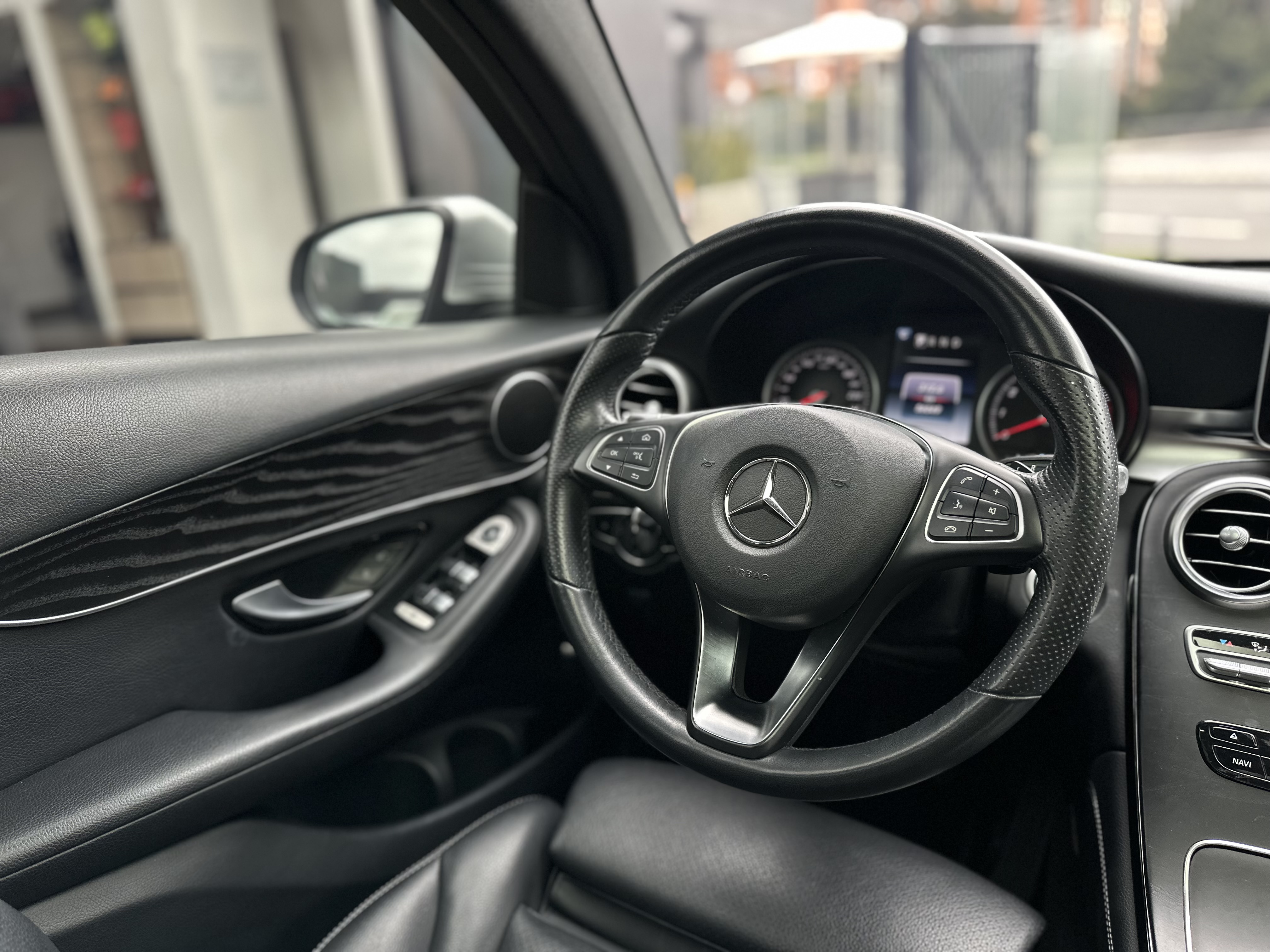 MERCEDES-BENZ GLC 350E 4MATIC 2019