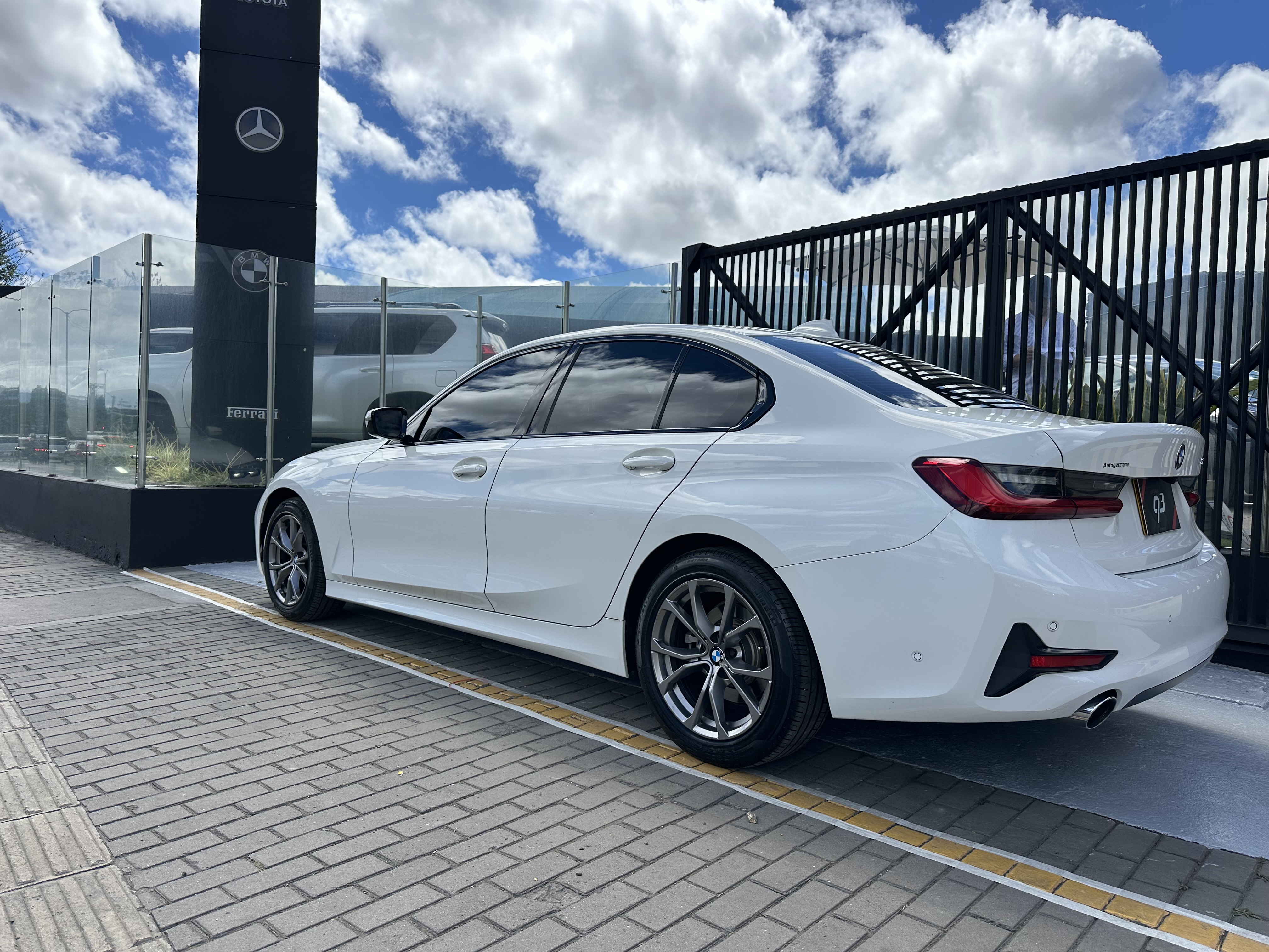 BMW 320I SEDAN 2020