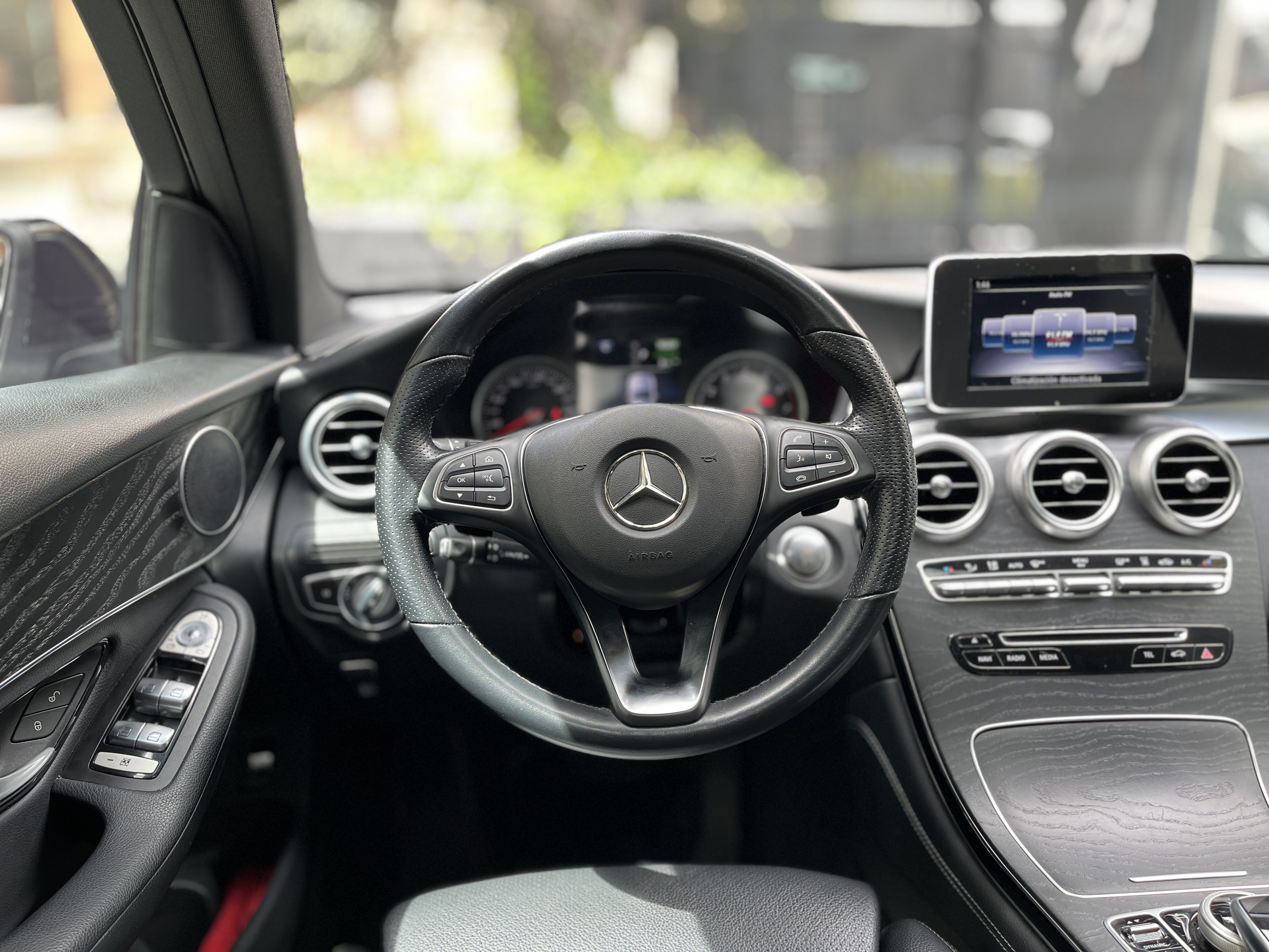 MERCEDES-BENZ GLC350 E MATIC 2019
