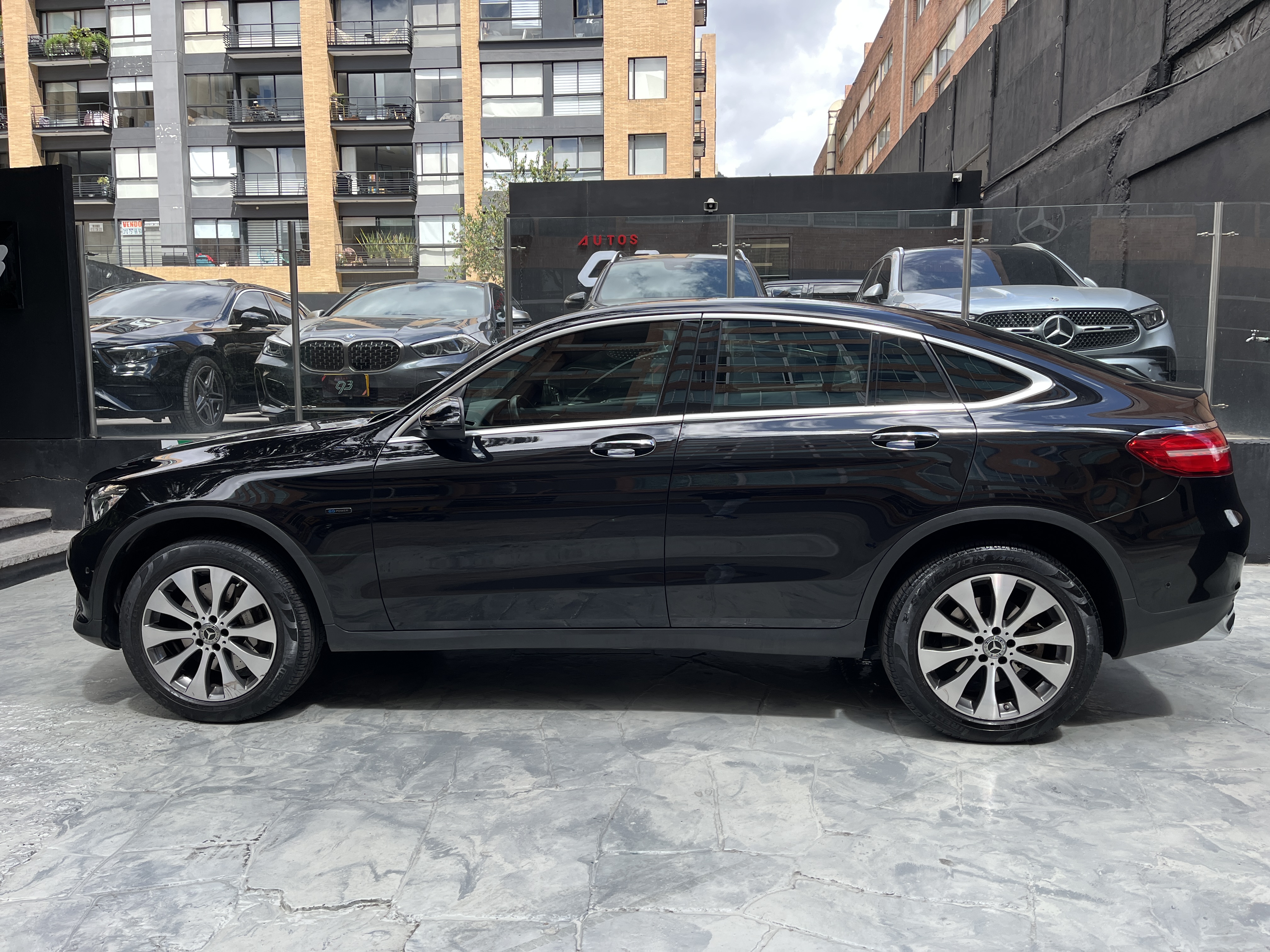 MERCEDES-BENZ GLC350 E MATIC 2019