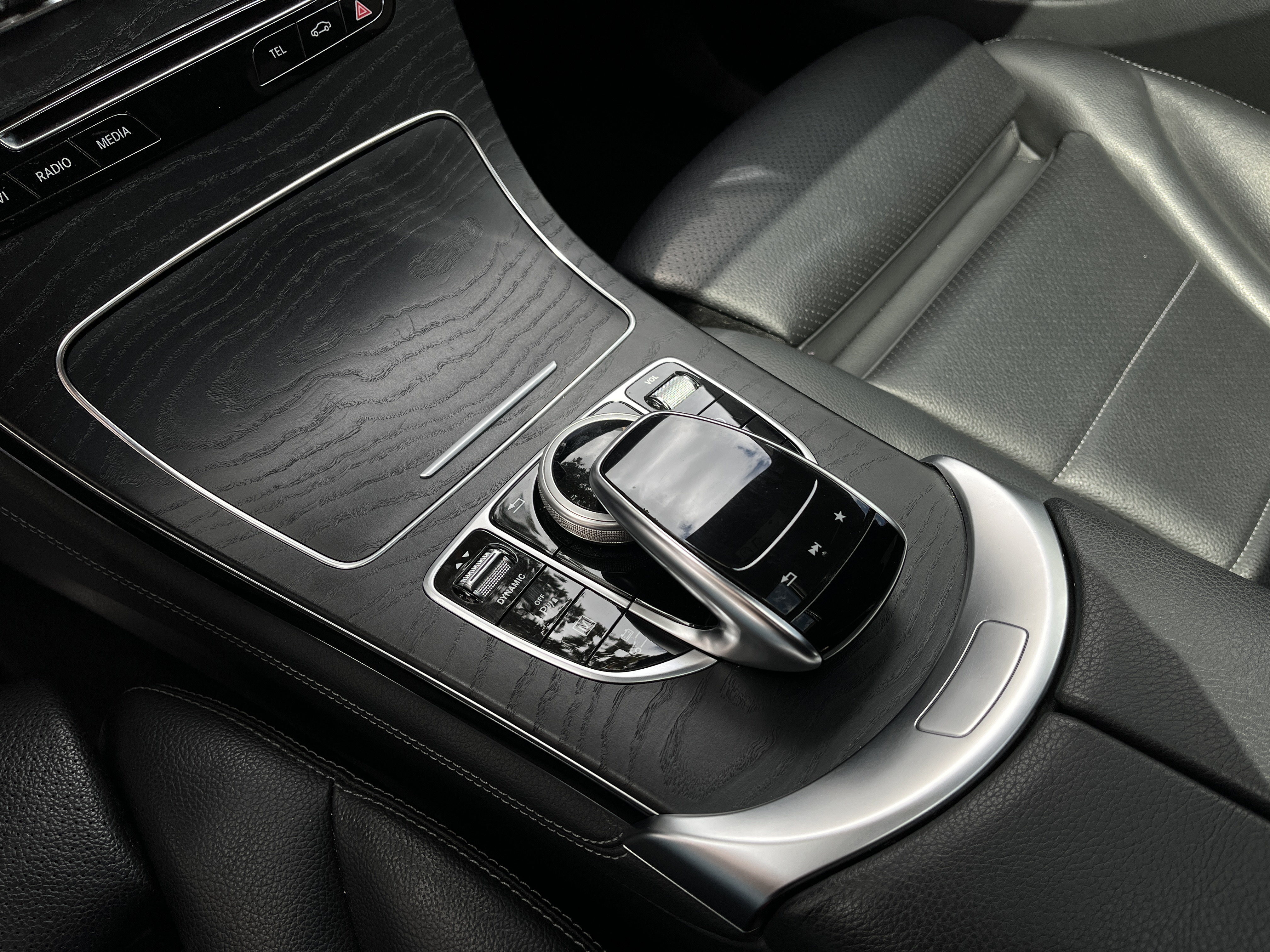MERCEDES-BENZ GLC350 E MATIC 2019