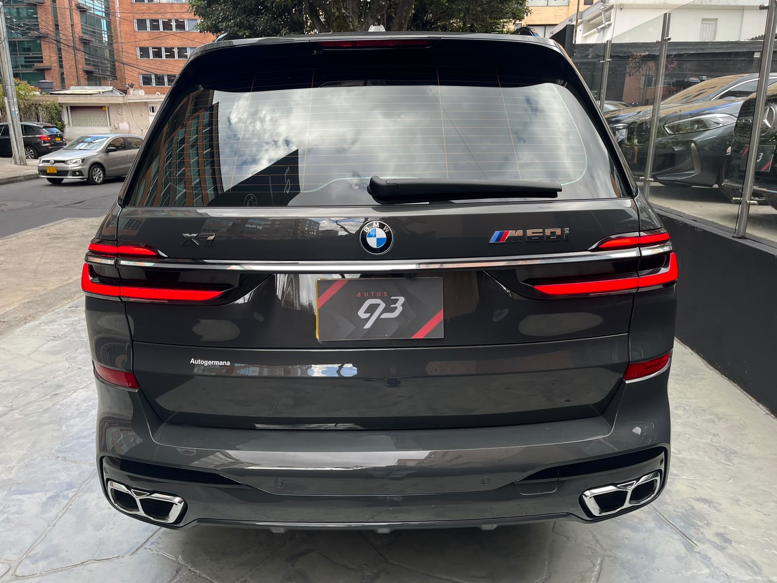 BMW X7 M60I 2023
