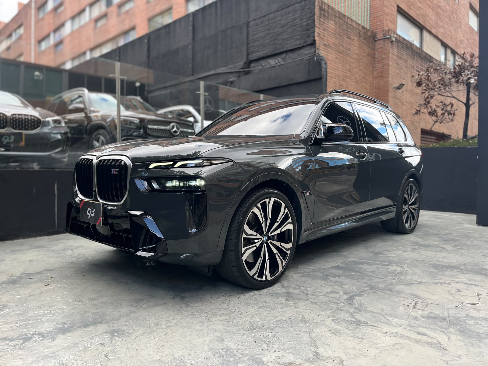 BMW X7 M60I 2023