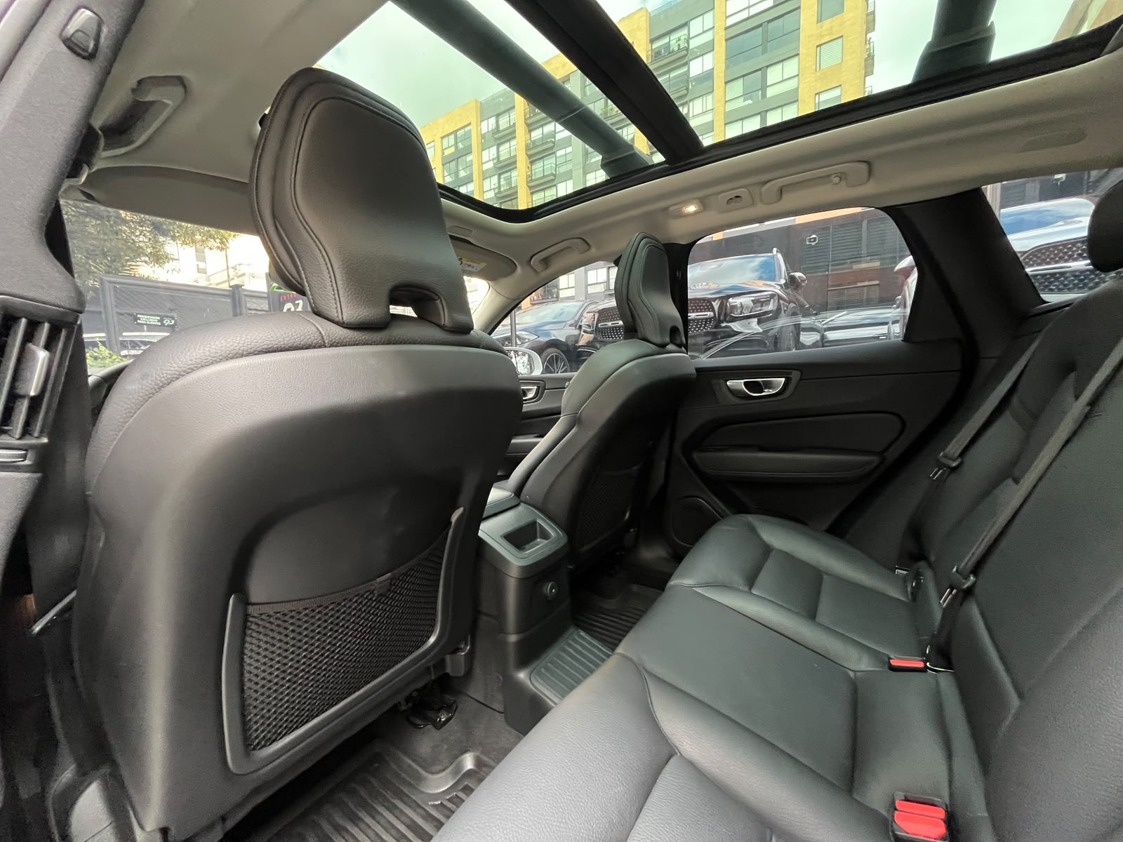 VOLVO XC60 2024