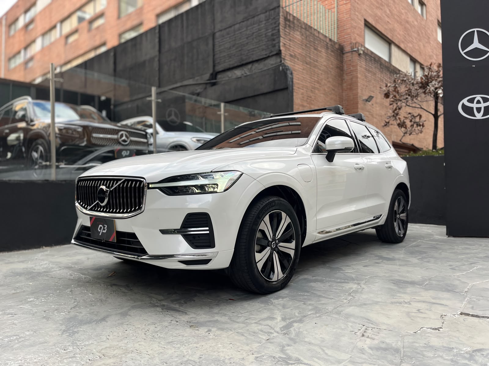 VOLVO XC60 2024