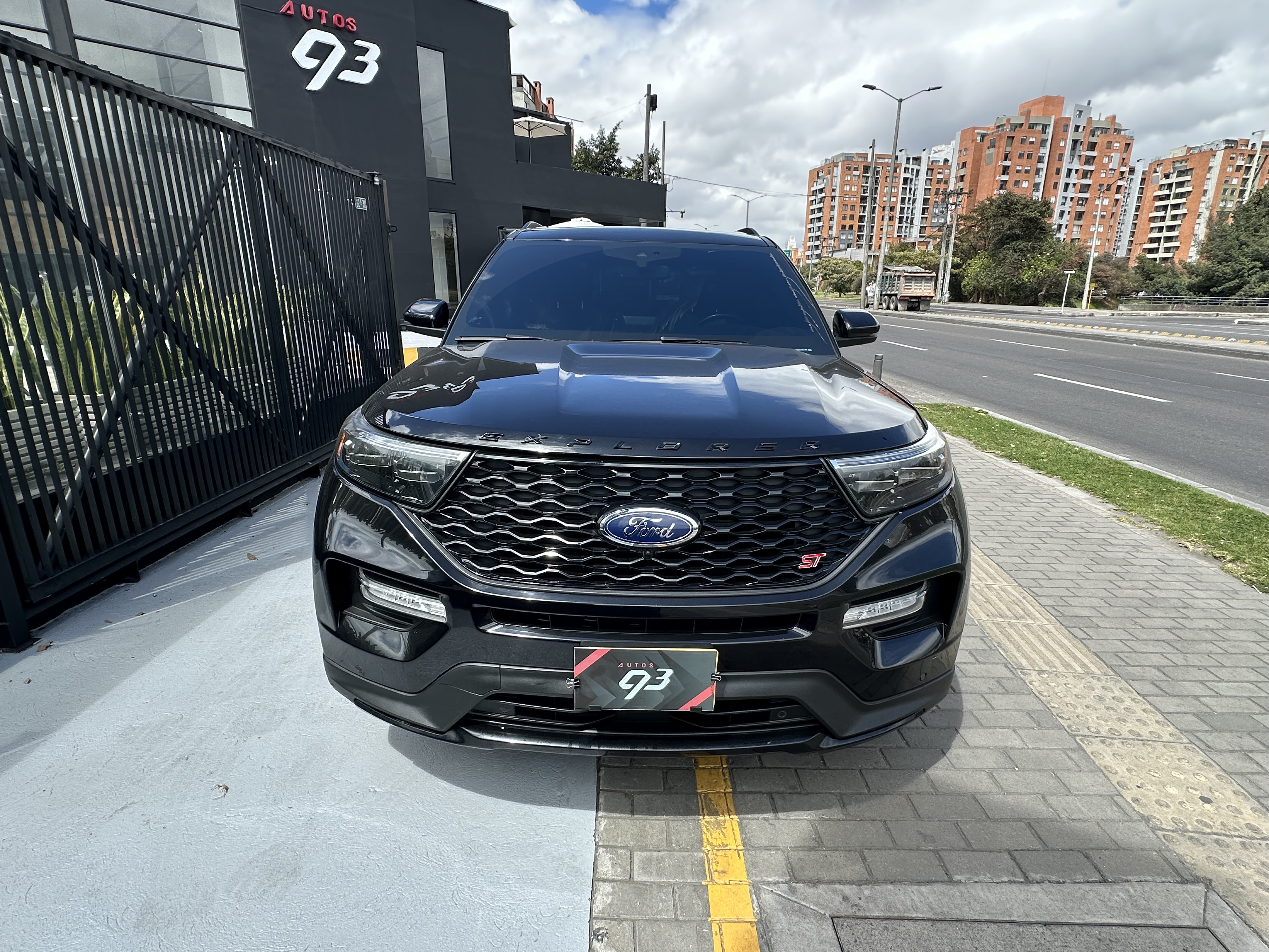 FORD EXPLORER ST 2021