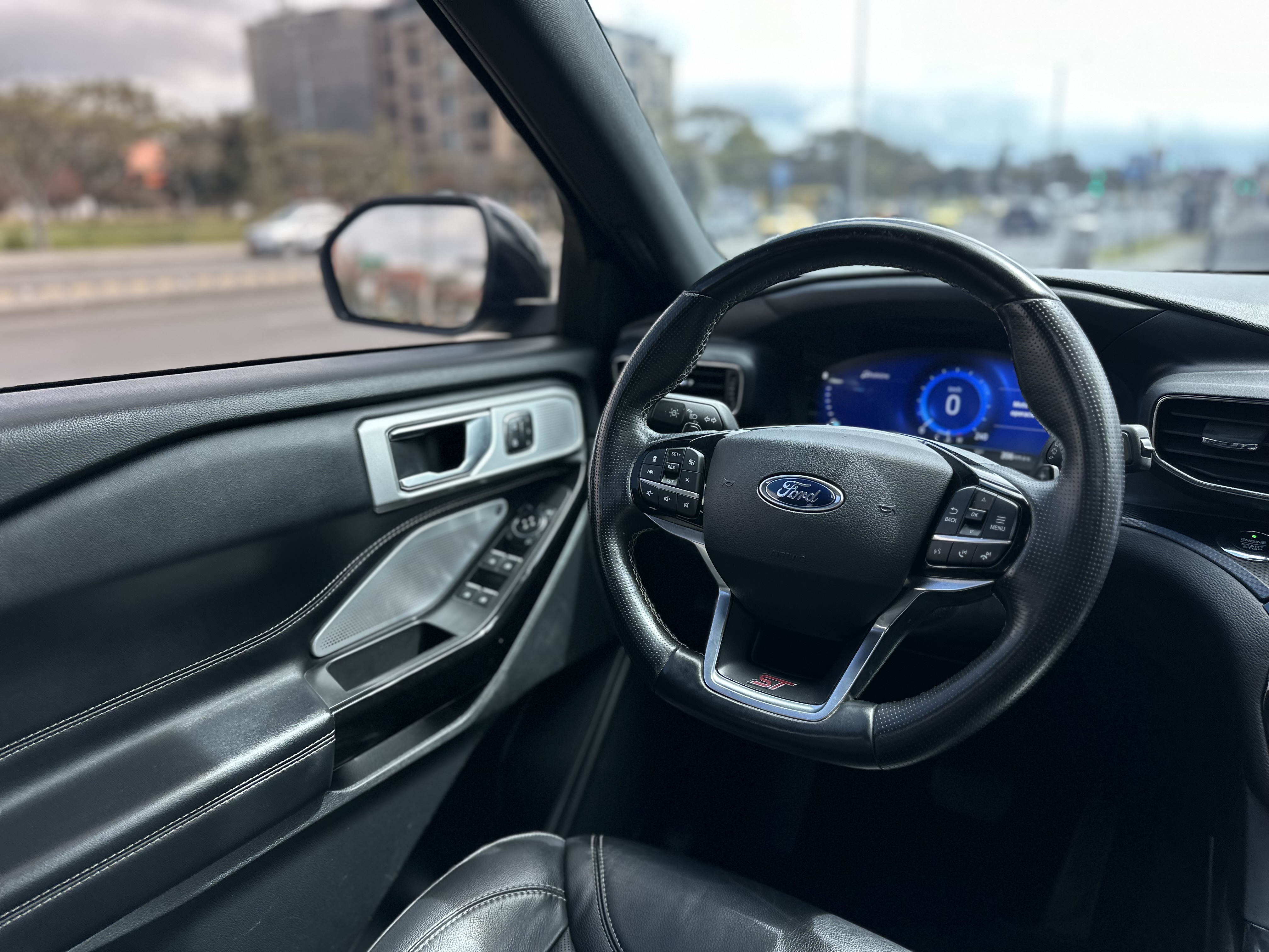 FORD EXPLORER ST 2021