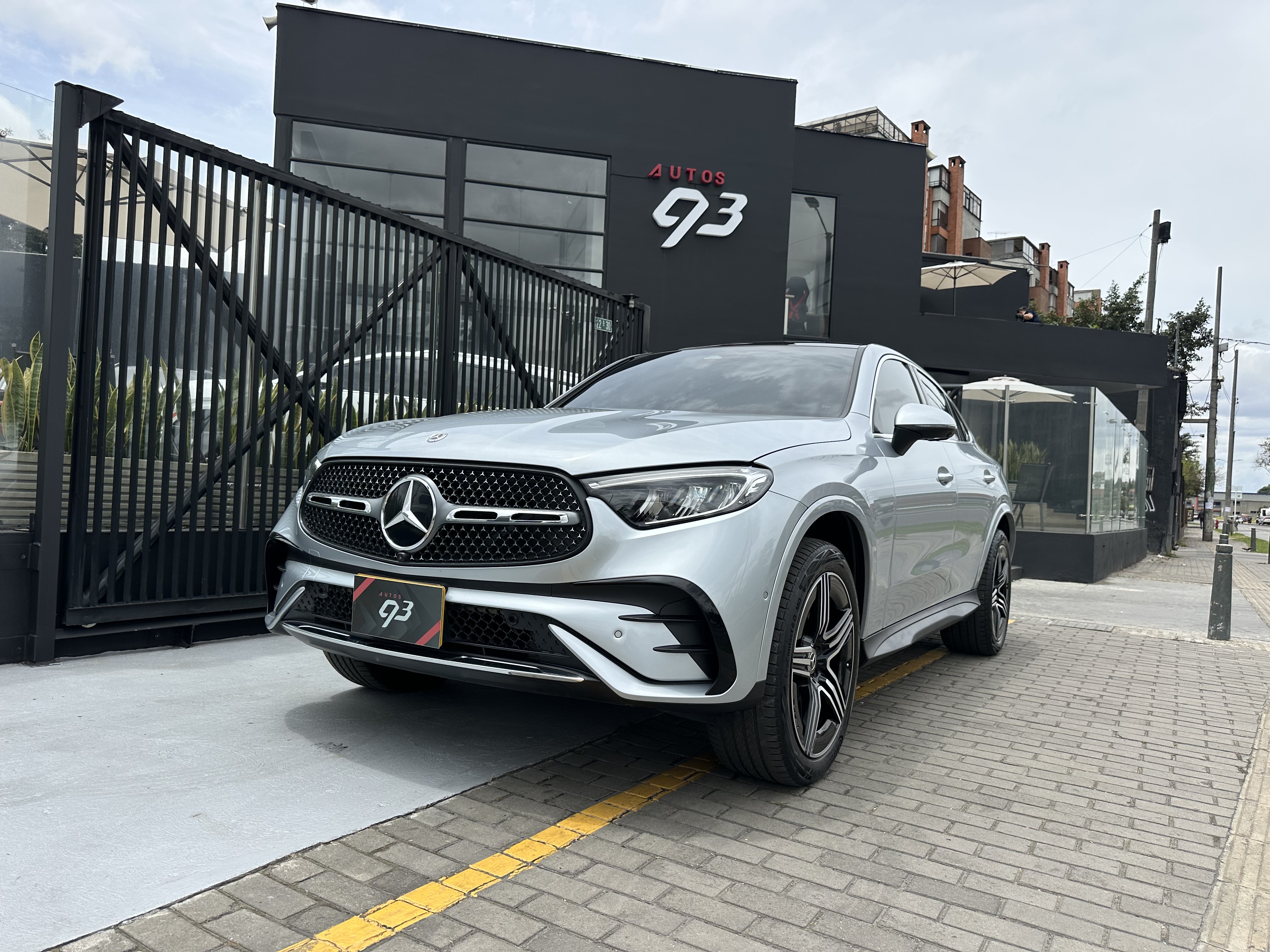 MERCEDES-BENZ GLC300 4MATIC COUPE 2025