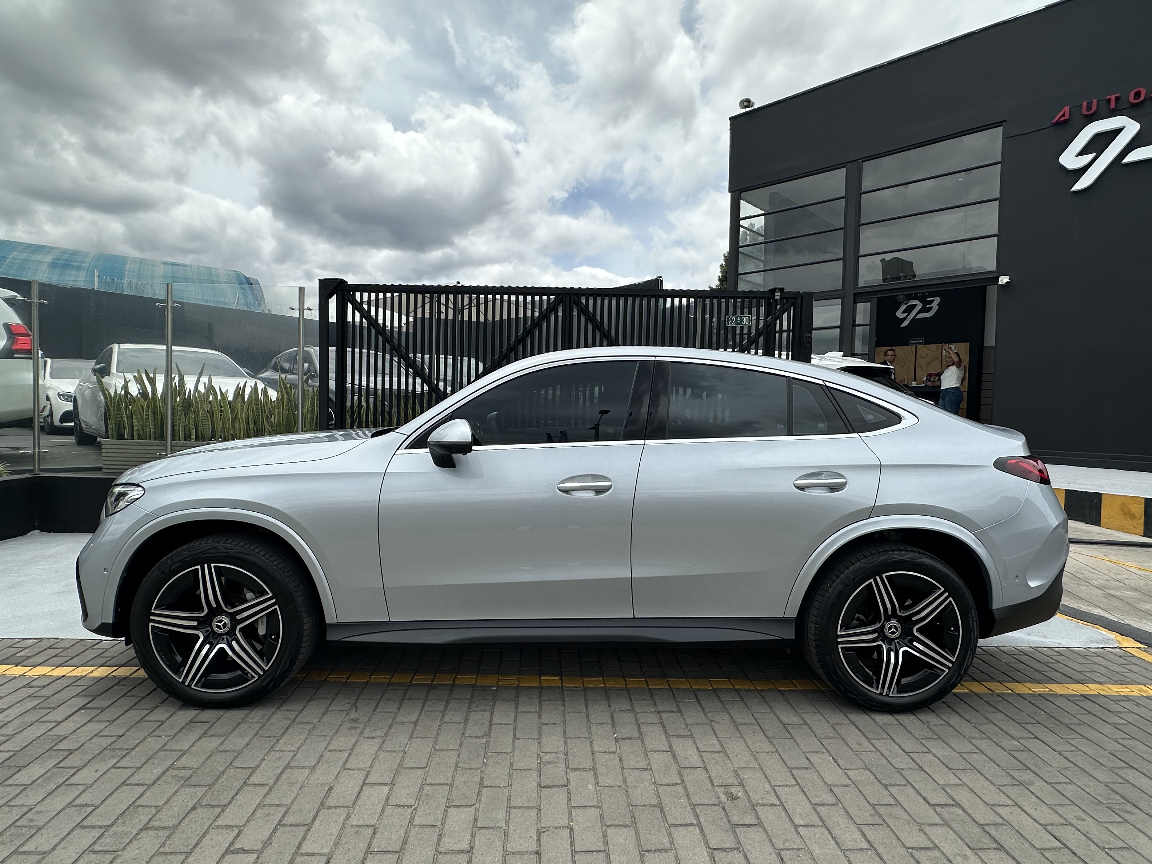 MERCEDES-BENZ GLC300 4MATIC COUPE 2025
