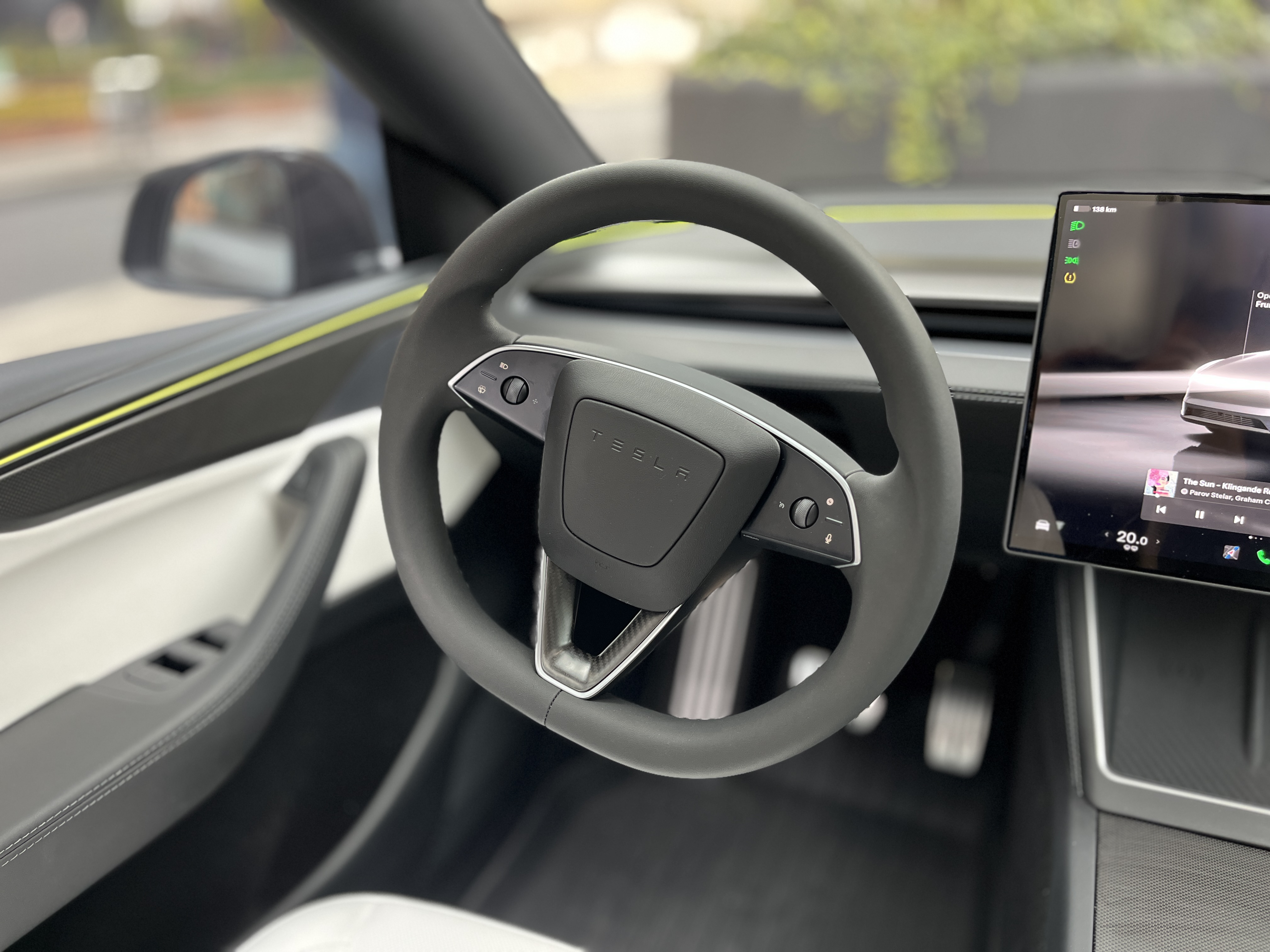 TESLA MODEL Y 2026