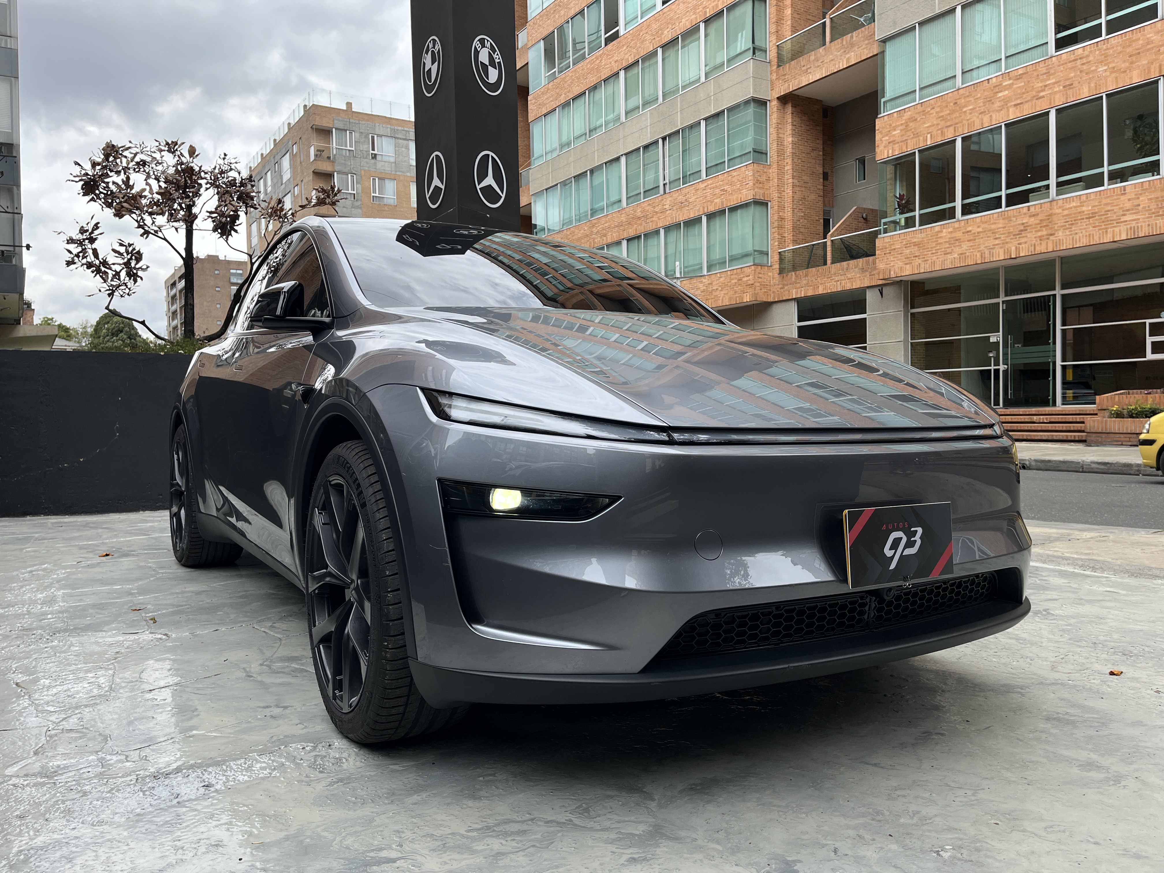 TESLA MODEL Y 2026