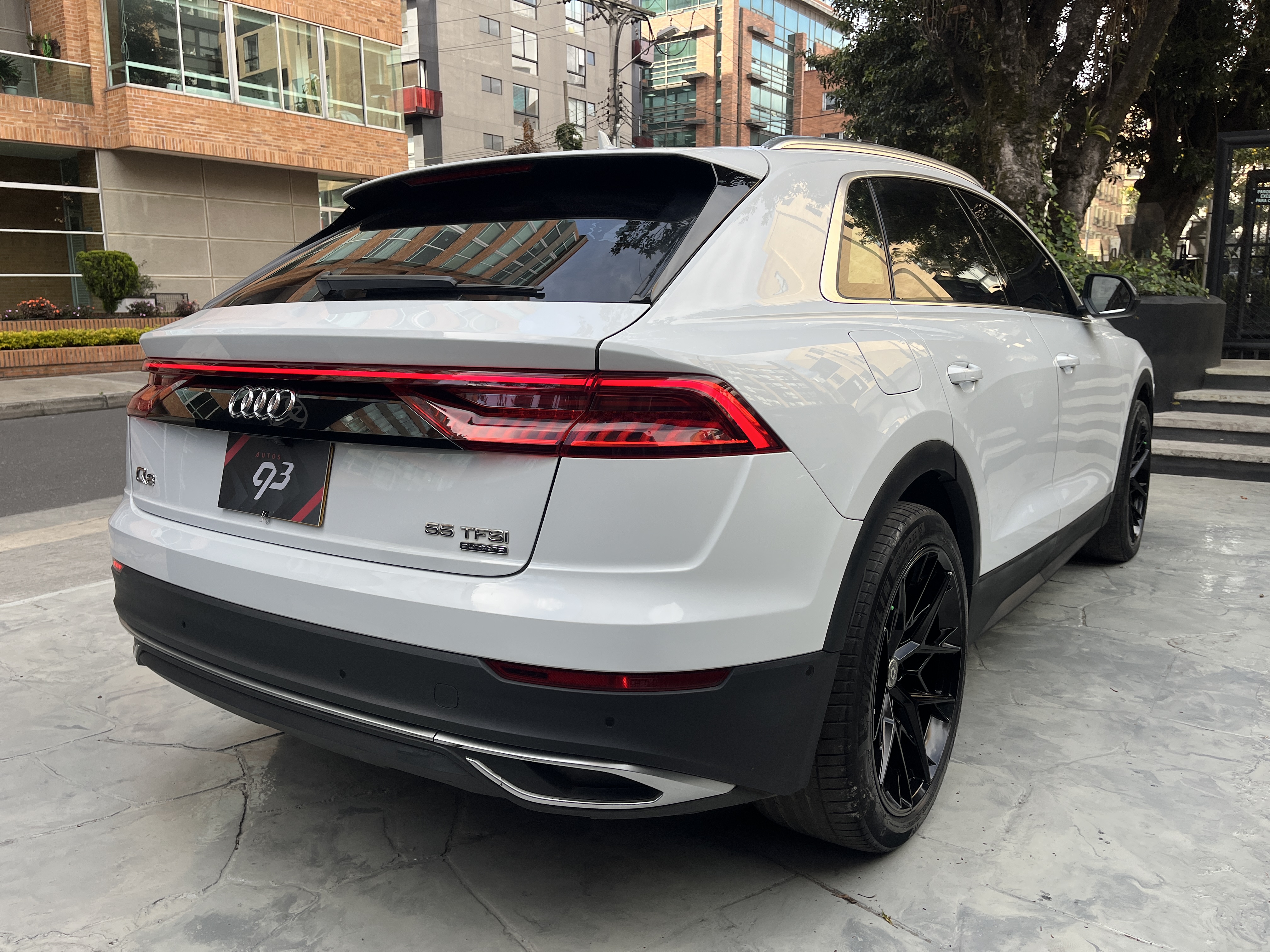 AUDI Q8 BLINDADA 2019