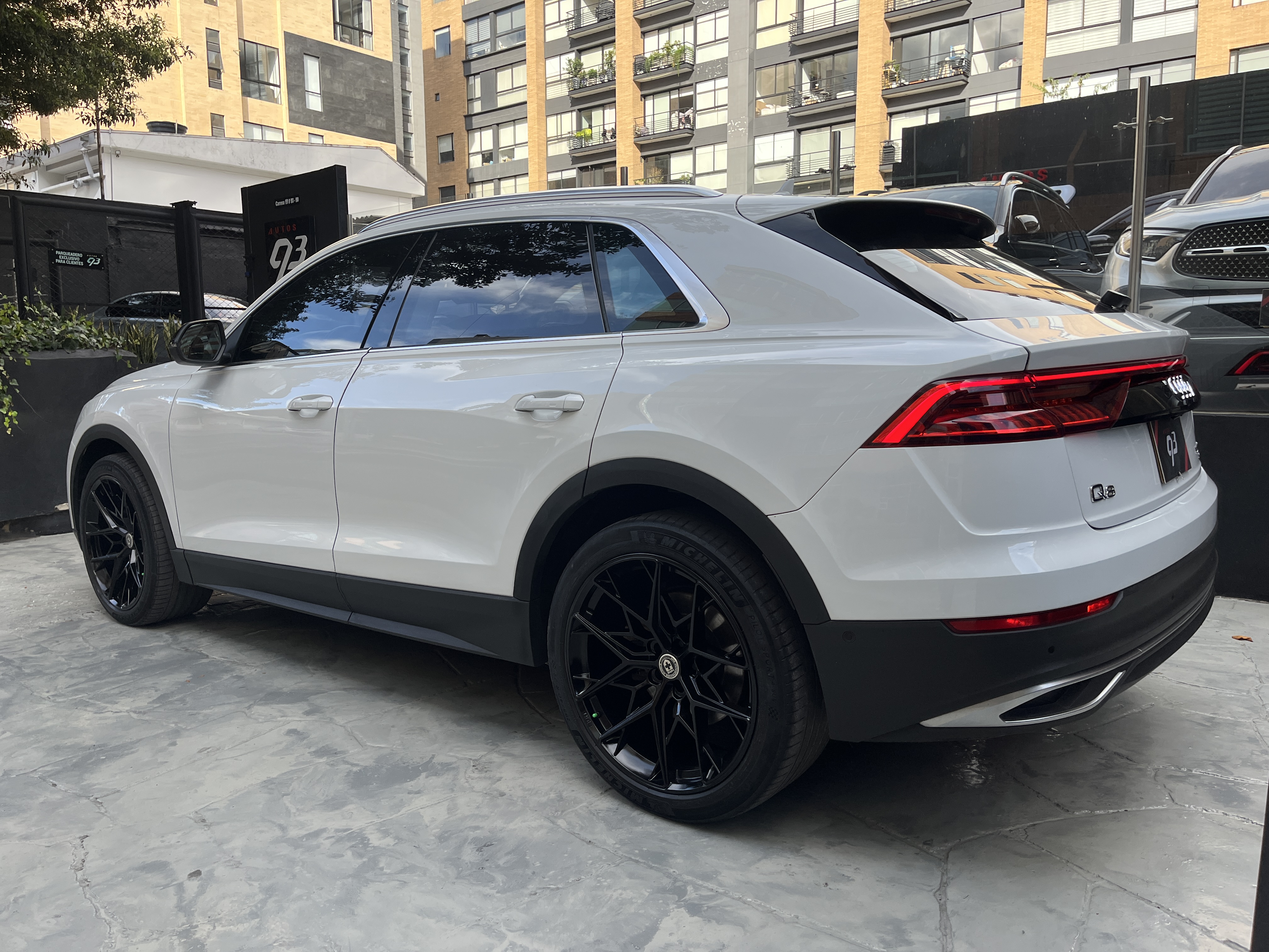 AUDI Q8 BLINDADA 2019