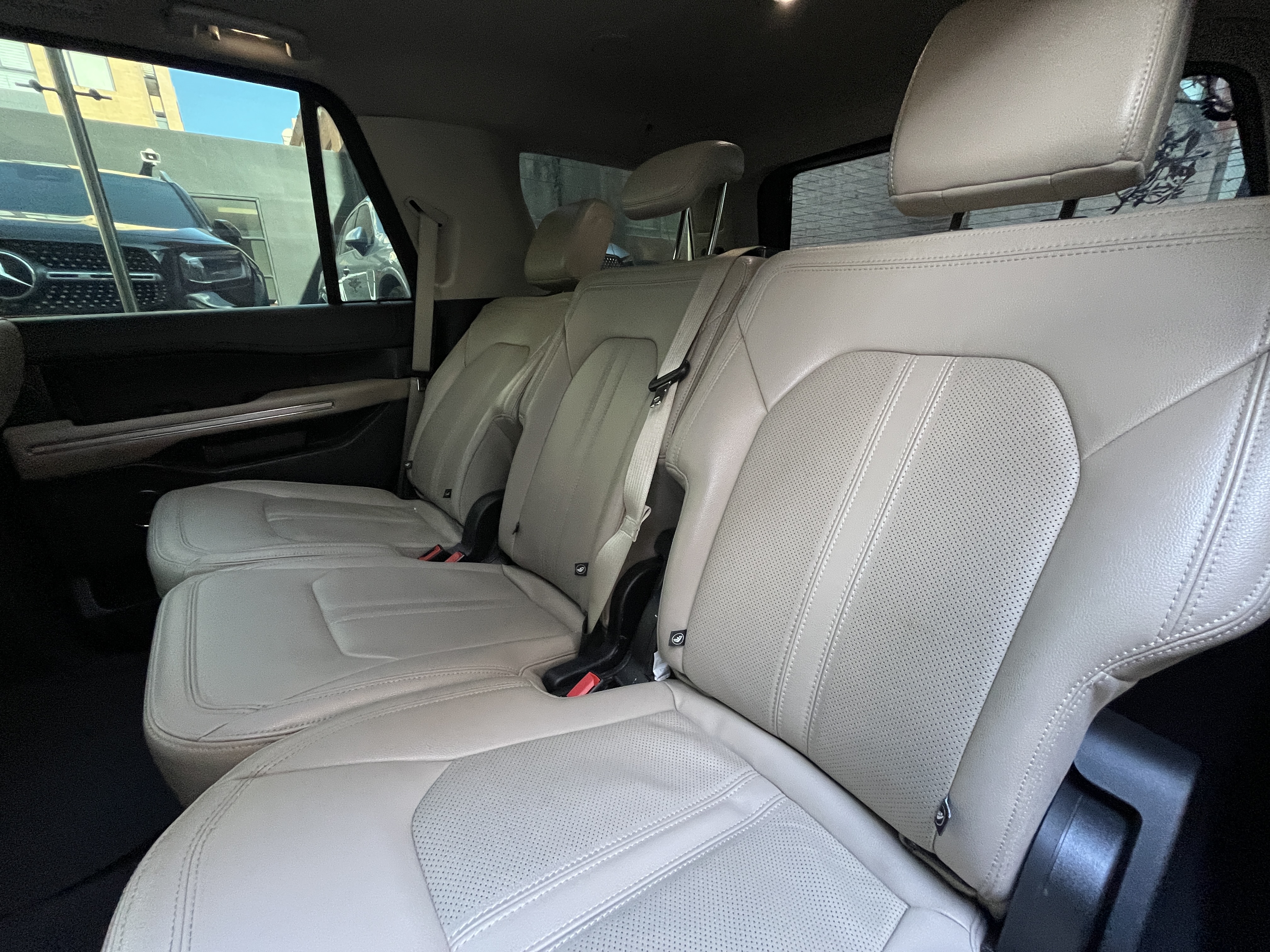 FORD EXPEDITION LIMITED 2022