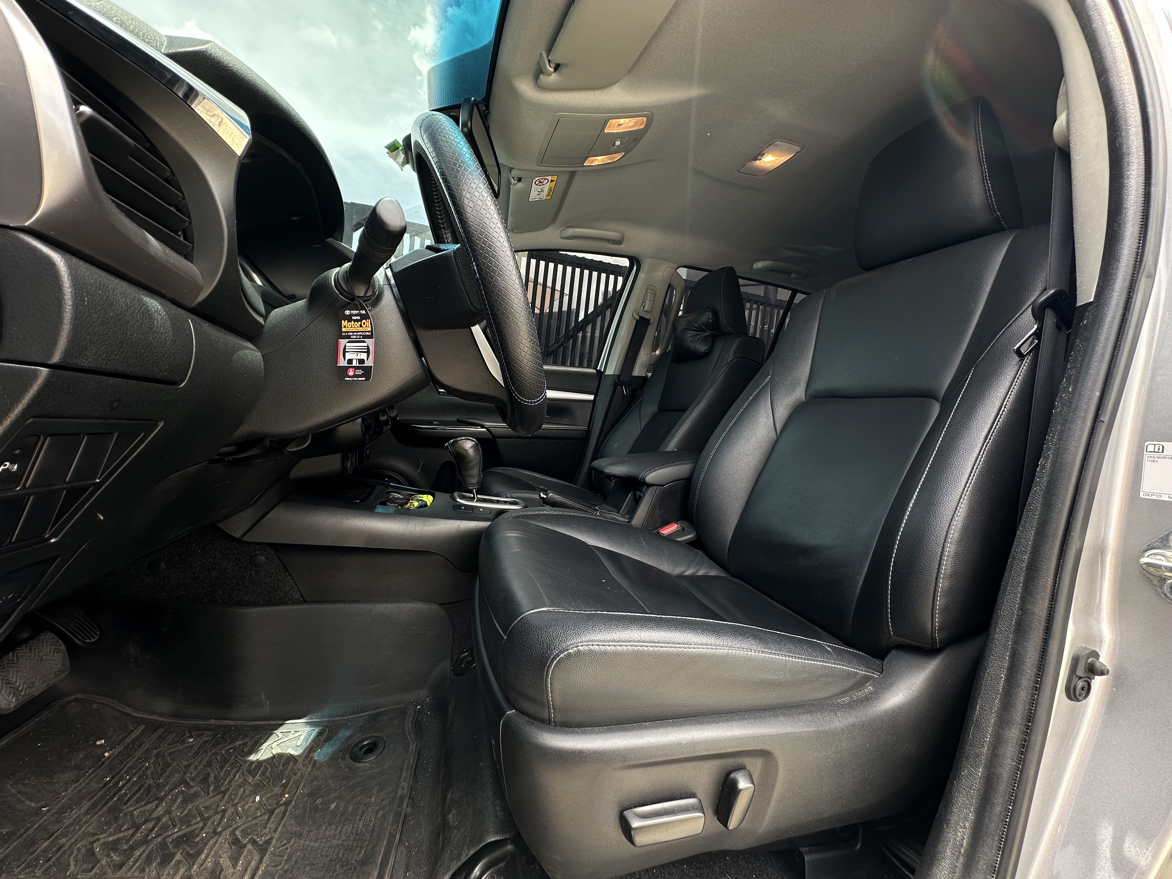 TOYOTA HILUX SRX 2024