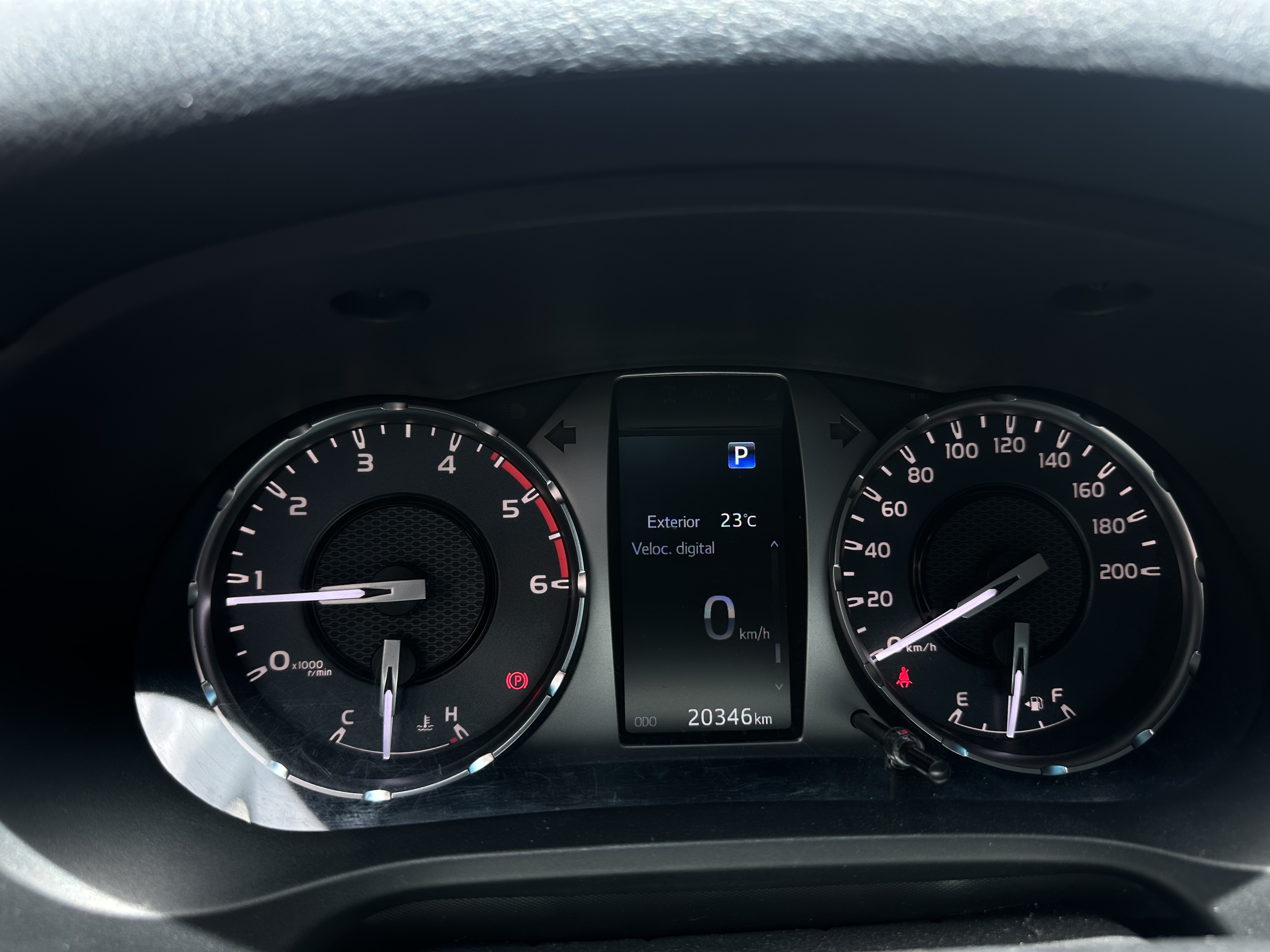 TOYOTA HILUX SRX 2024