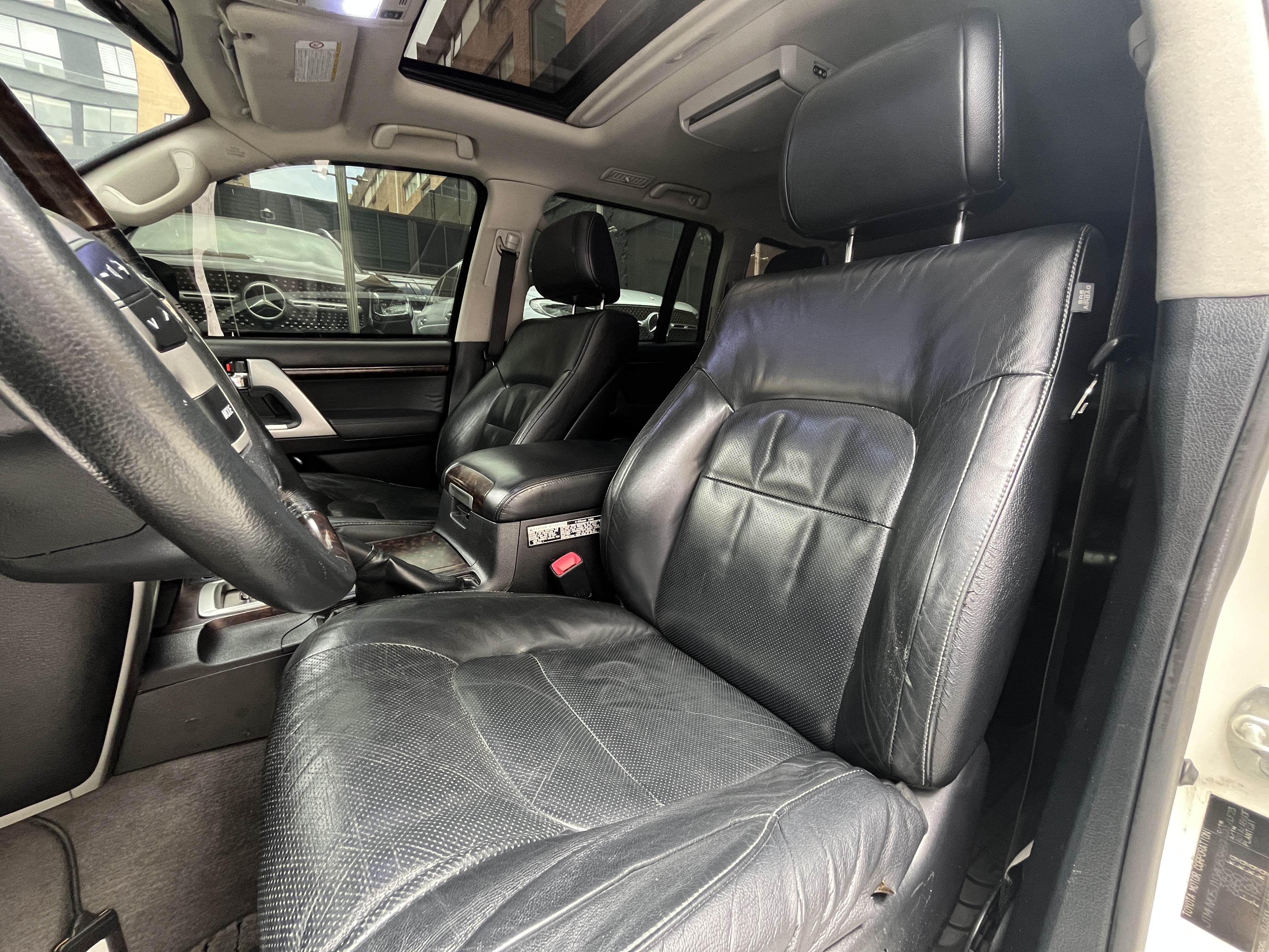 TOYOTA LAND CRUISER 200 BLINDADA 2013
