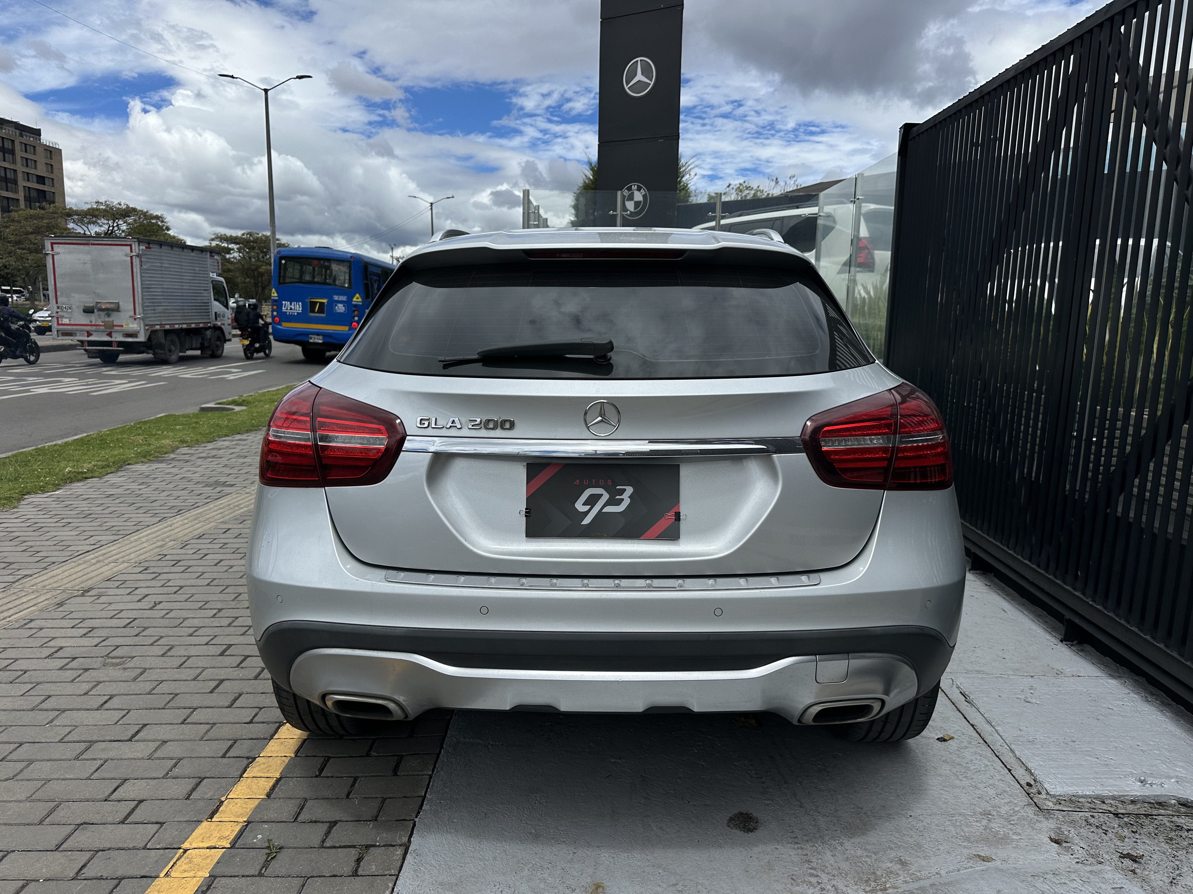 MERCEDES-BENZ GLA200 2020