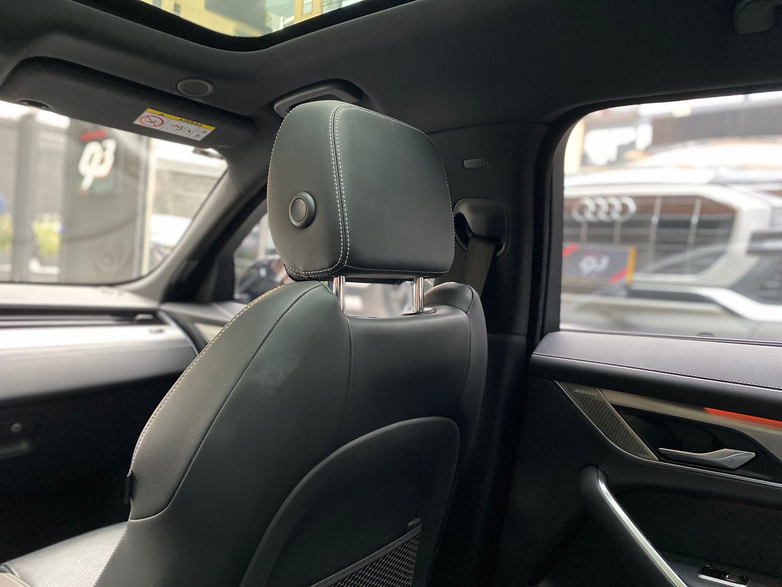 JAGUAR F-PACE 400PS R 2022