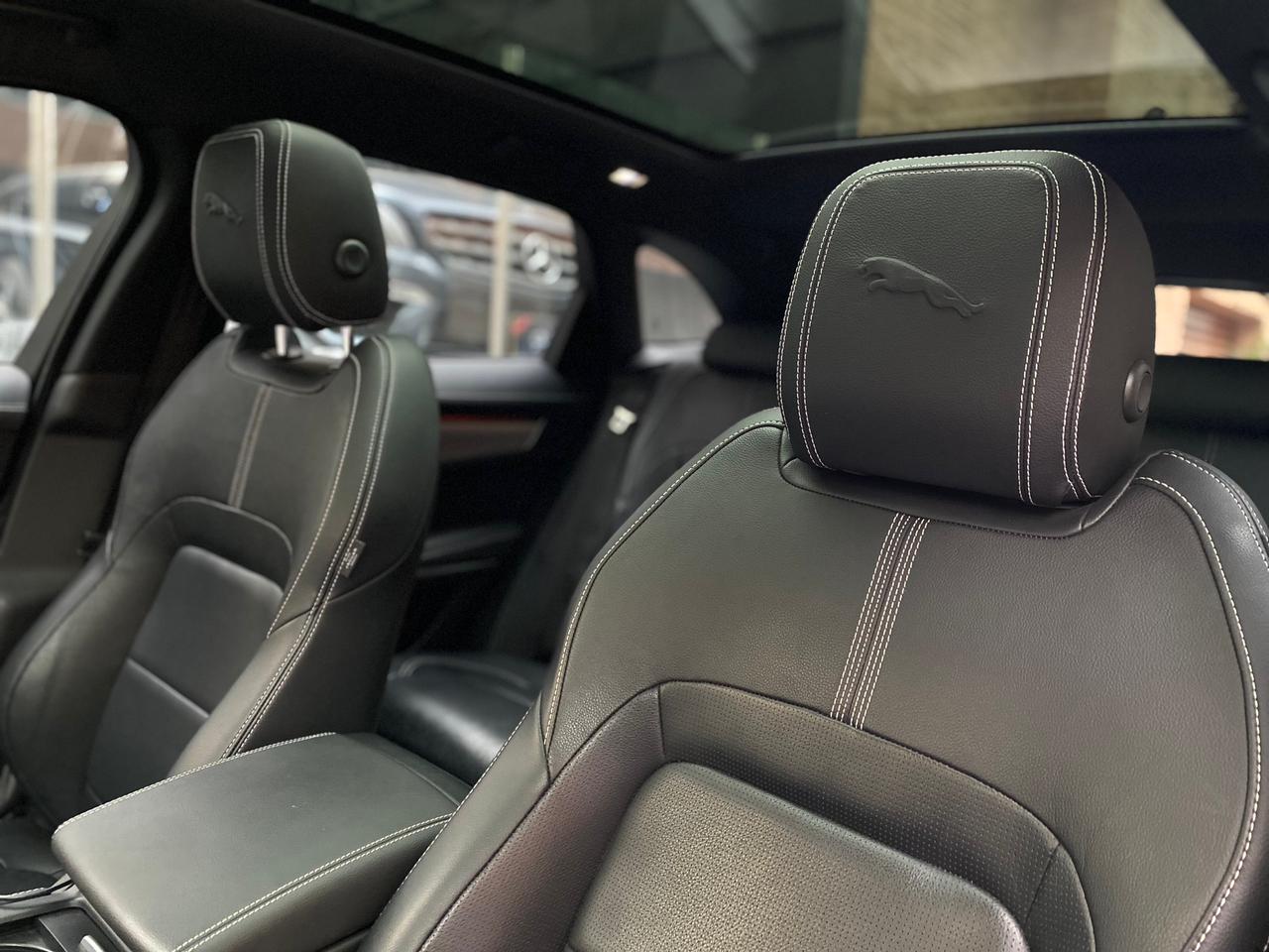 JAGUAR F-PACE 400PS R 2022