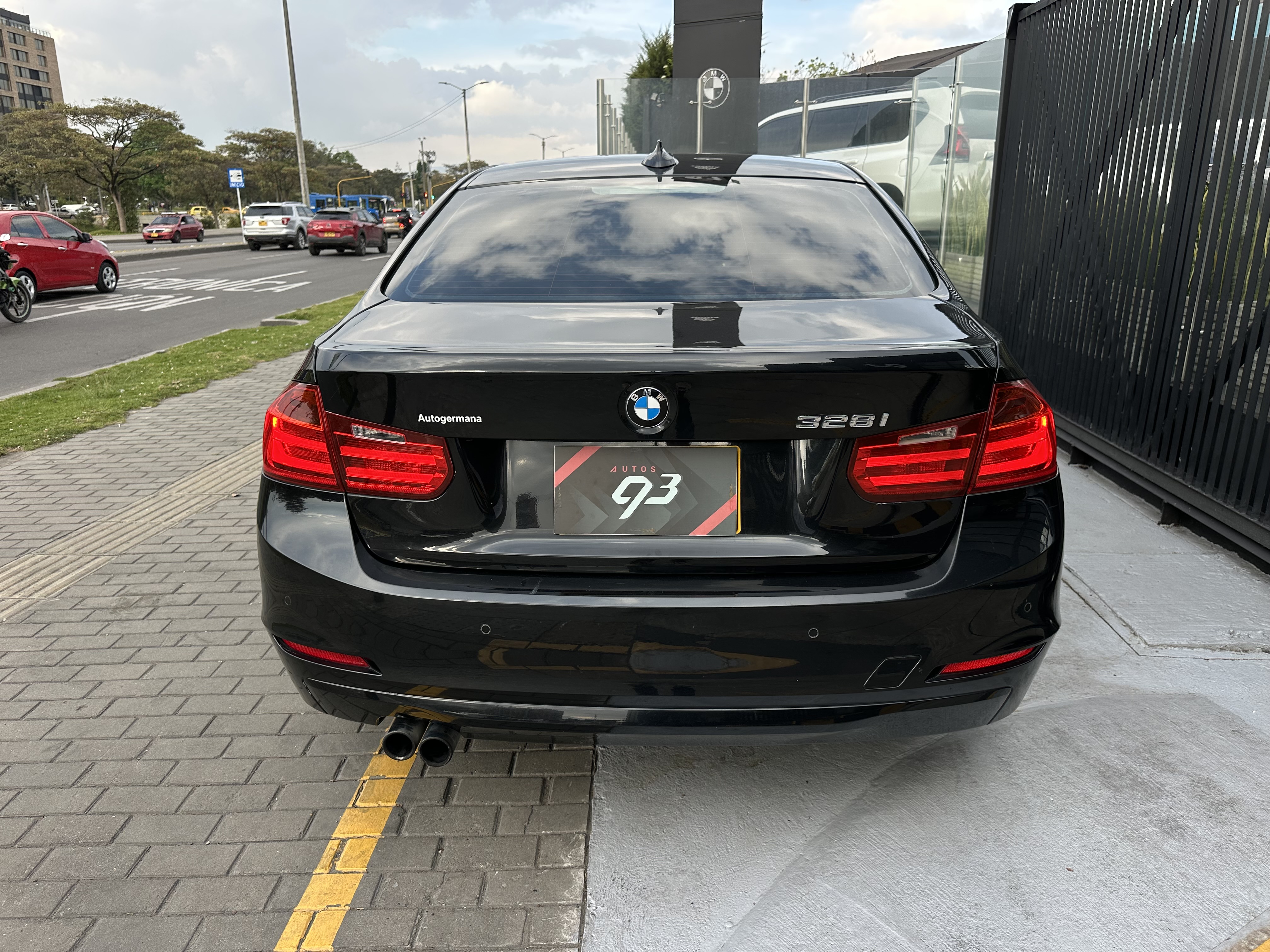 BMW 328I SEDAN 2013