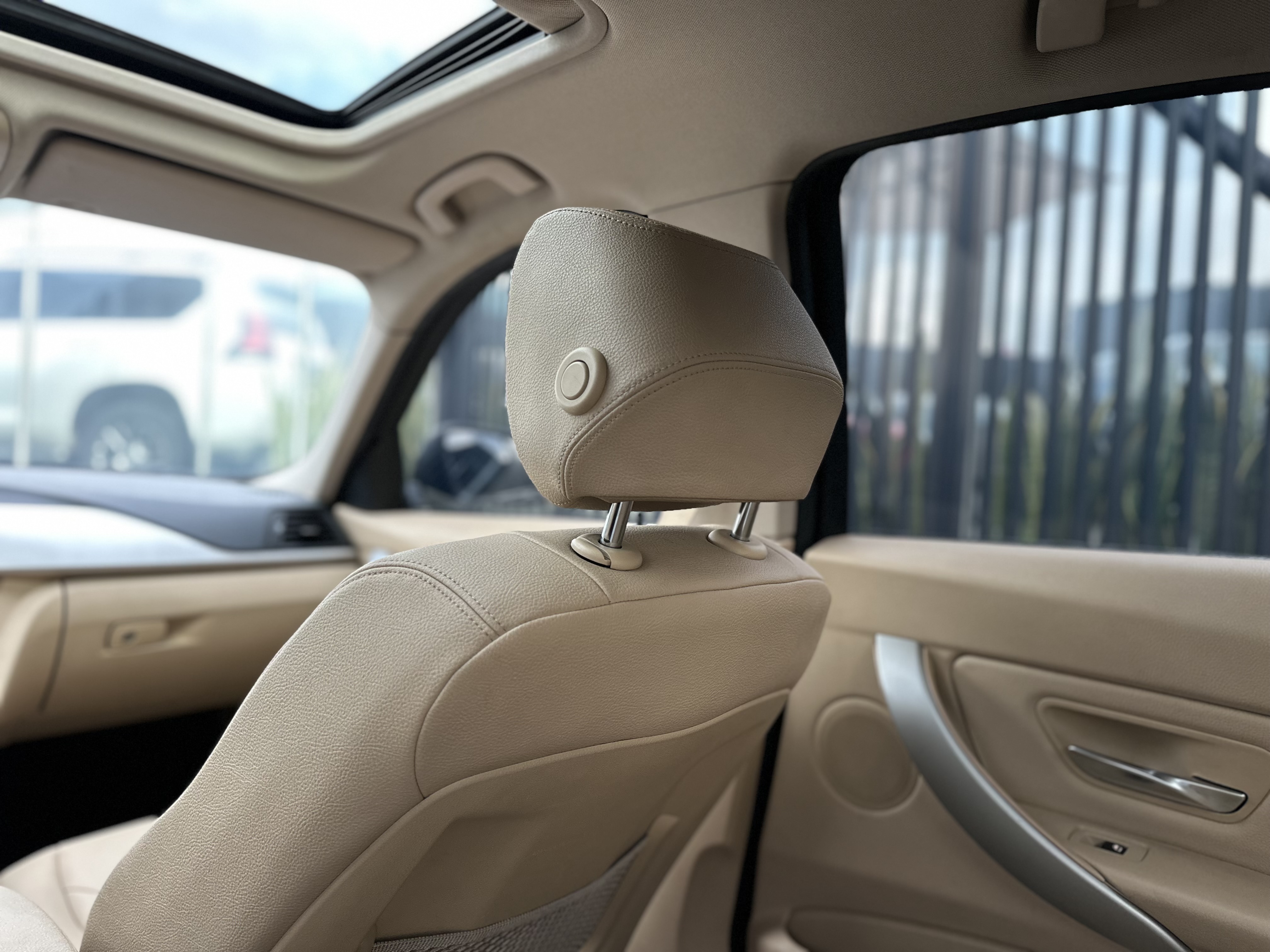 BMW 328I SEDAN 2013