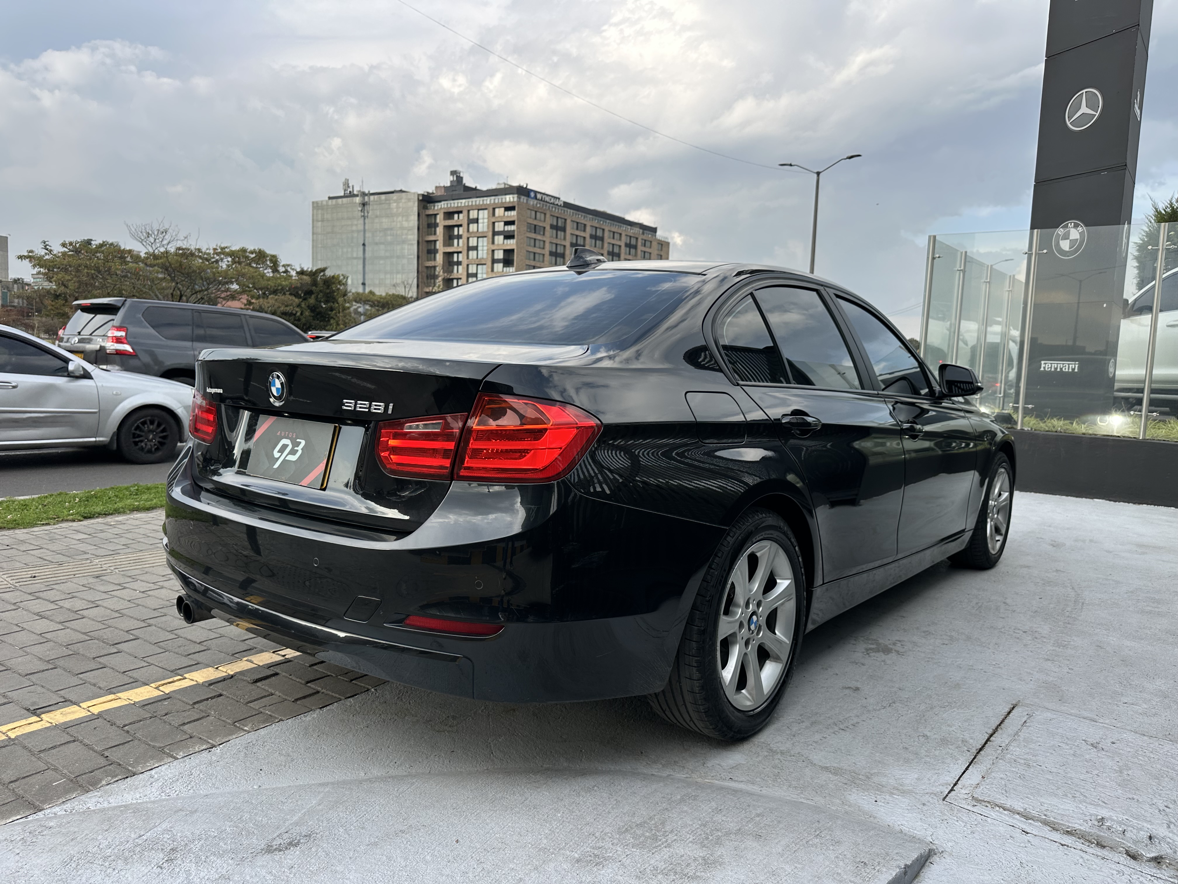 BMW 328I SEDAN 2013