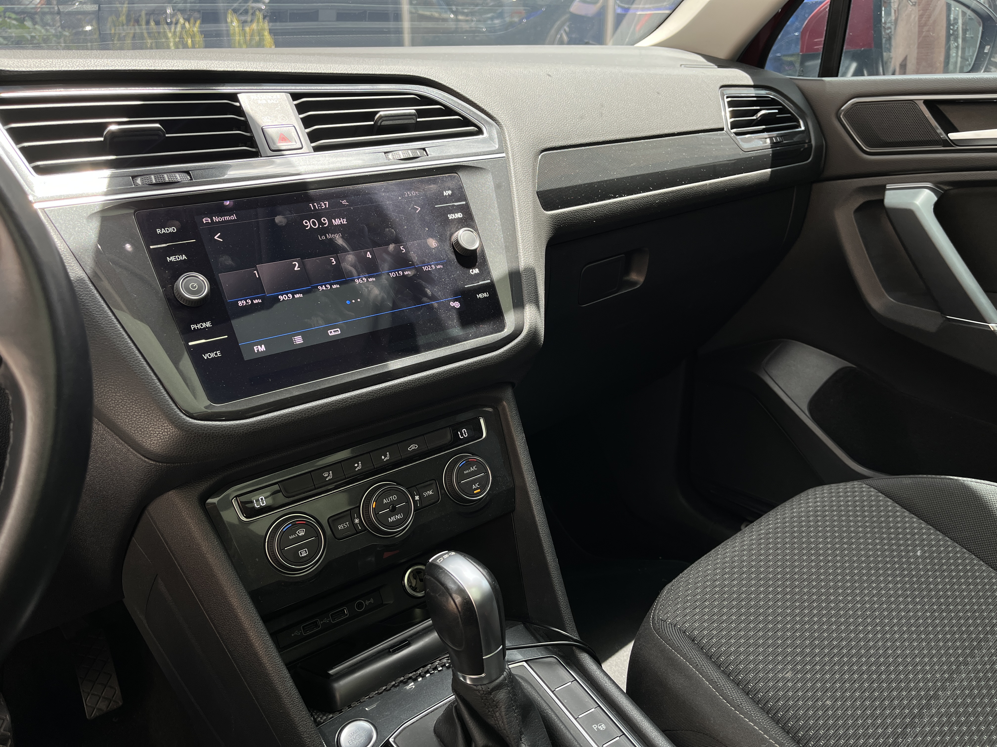 VOLKSWAGEN TIGUAN 2019